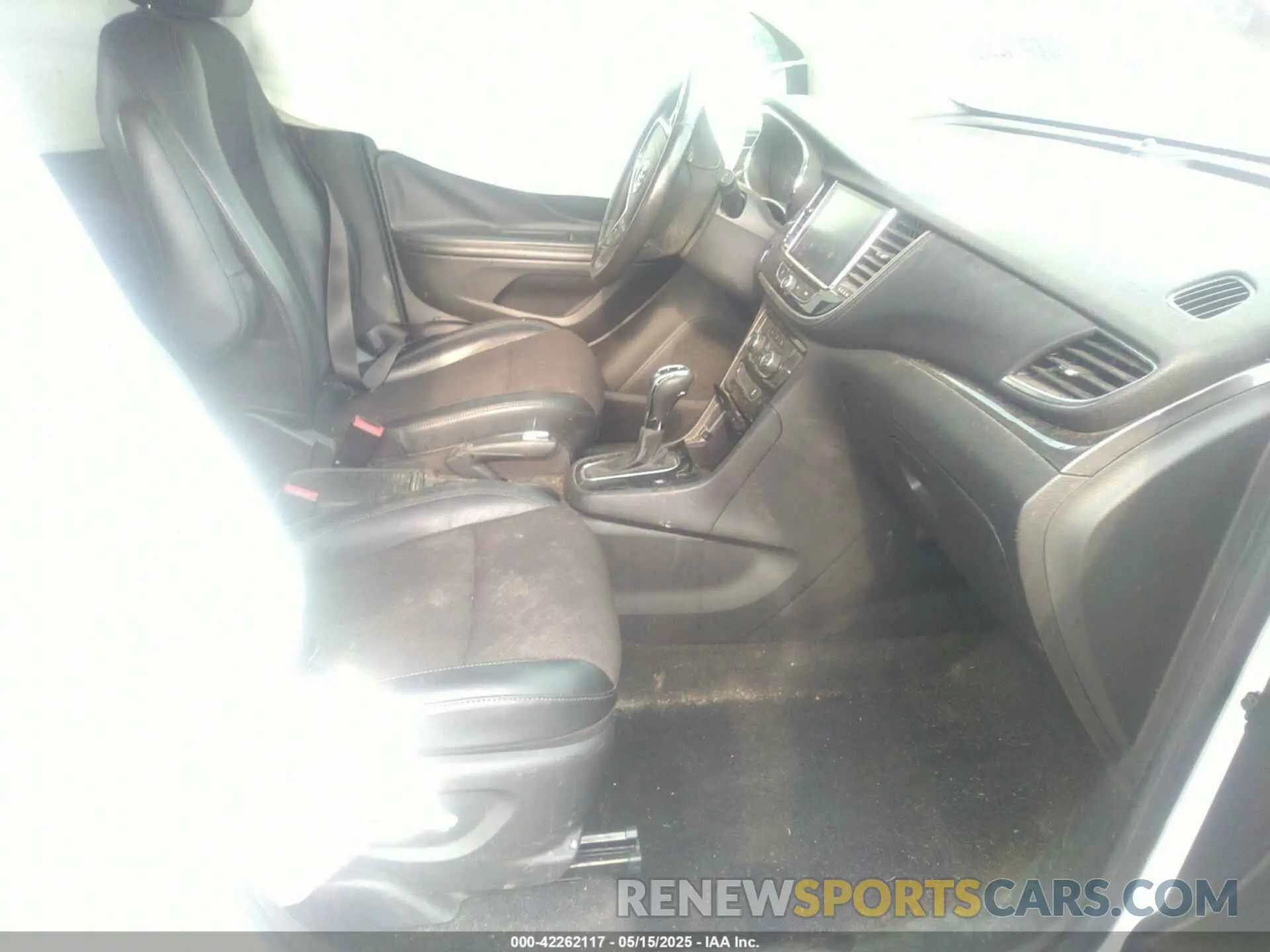 5 Фотография поврежденного автомобиля KL4CJASB3KB728640 BUICK ENCORE 2019