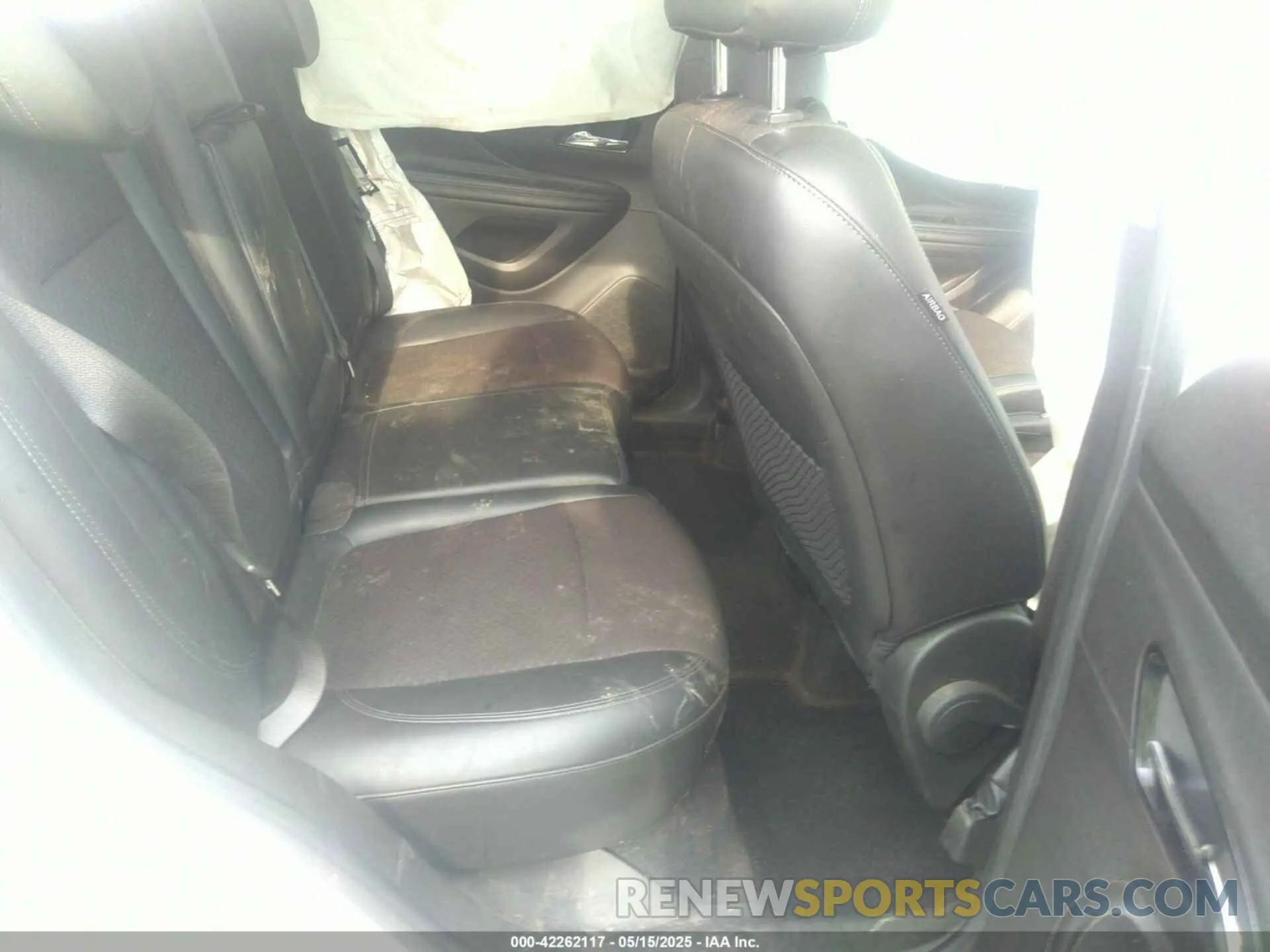 8 Фотография поврежденного автомобиля KL4CJASB3KB728640 BUICK ENCORE 2019