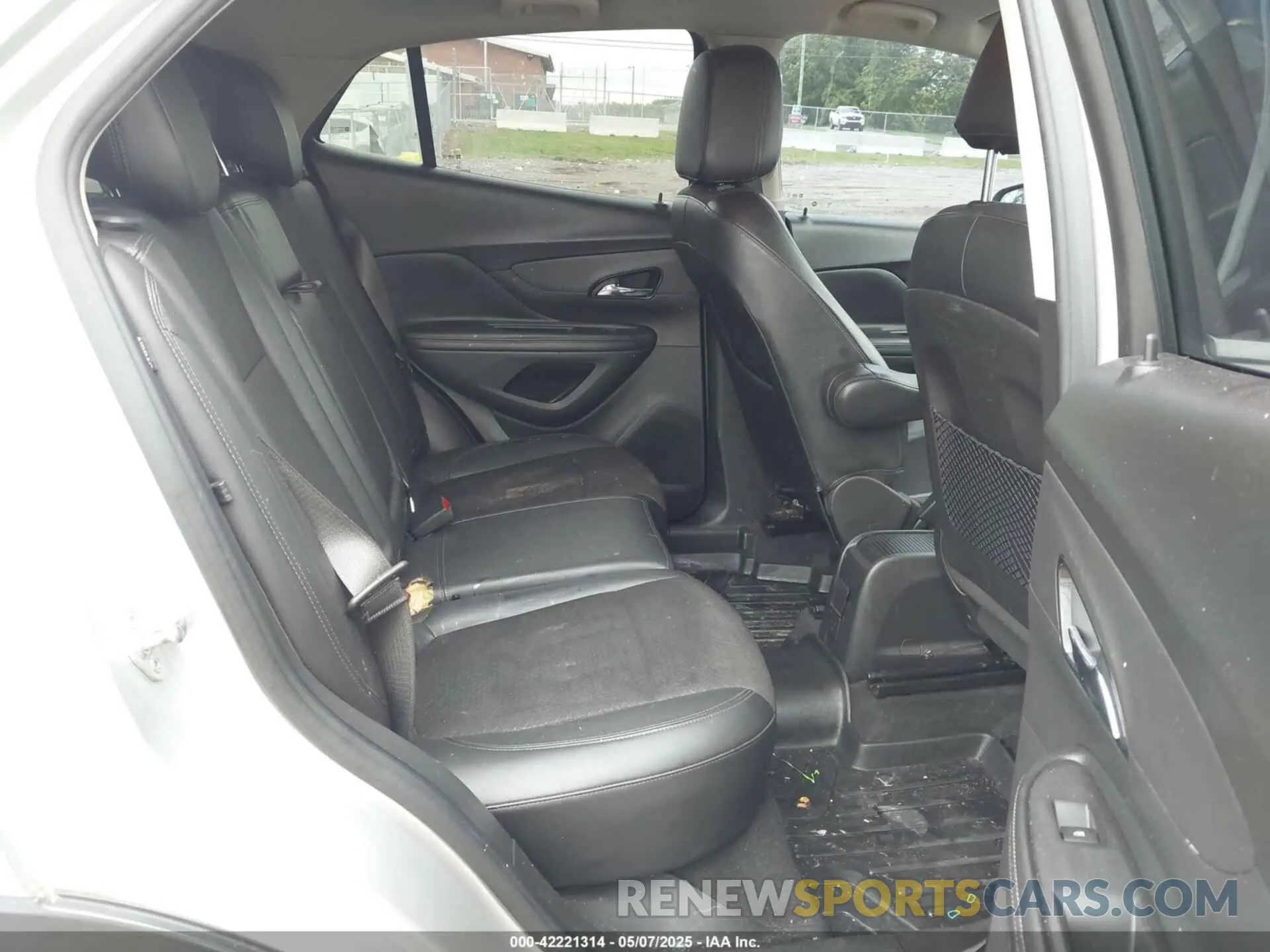 8 Фотография поврежденного автомобиля KL4CJASB3KB801862 BUICK ENCORE 2019
