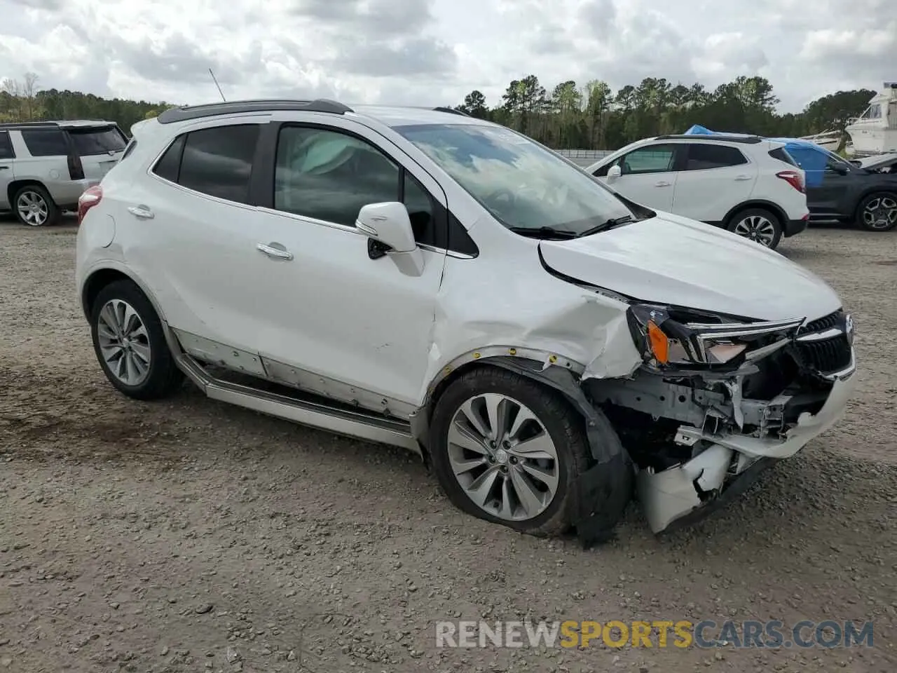 4 Фотография поврежденного автомобиля KL4CJASB3KB864413 BUICK ENCORE 2019