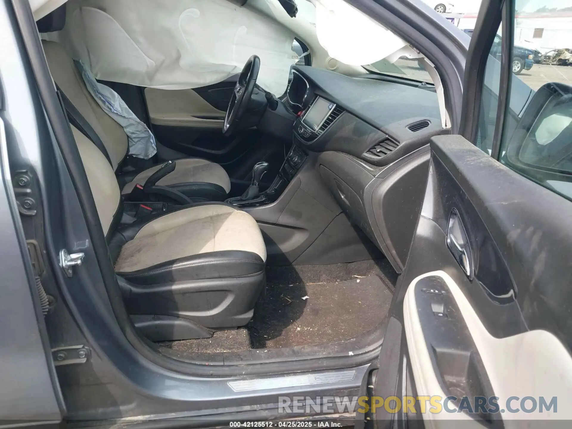 5 Фотография поврежденного автомобиля KL4CJASB4KA835826 BUICK ENCORE 2019