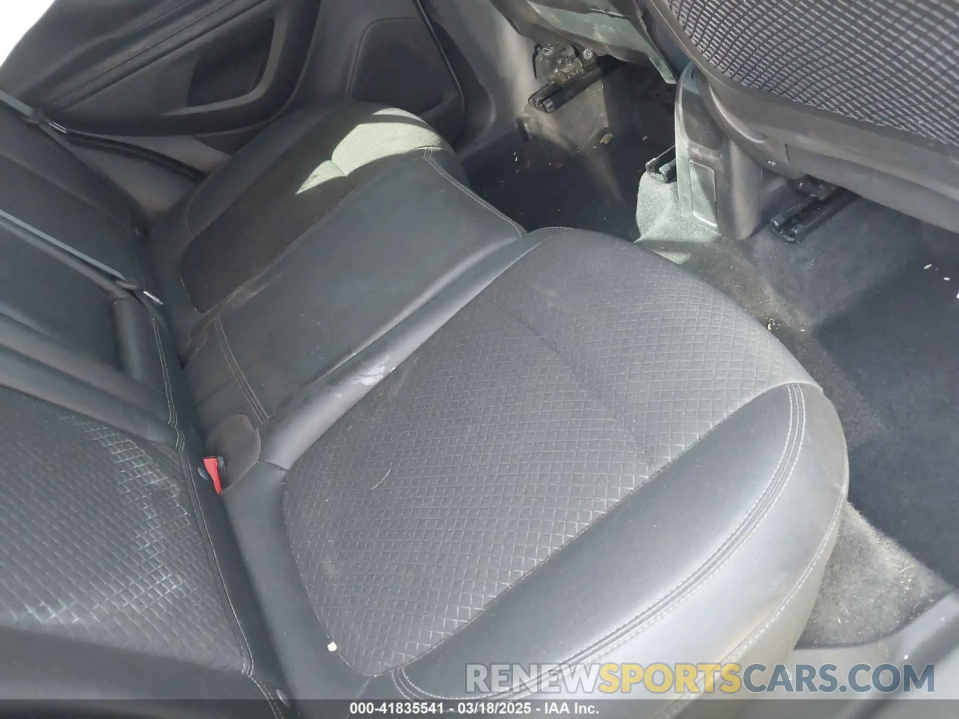 8 Photograph of a damaged car KL4CJASB4KB709627 BUICK ENCORE 2019