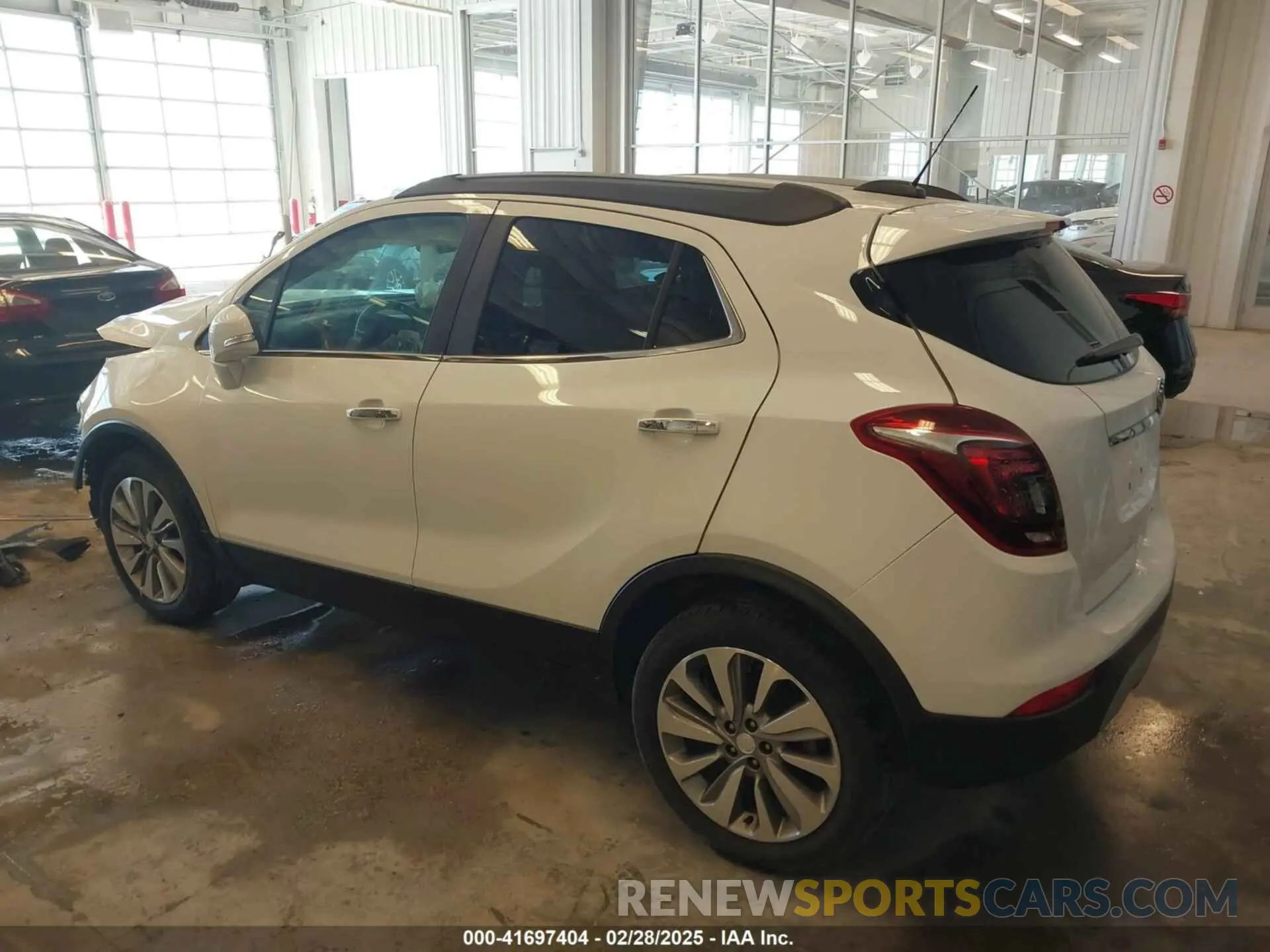 3 Фотография поврежденного автомобиля KL4CJASB4KB780973 BUICK ENCORE 2019