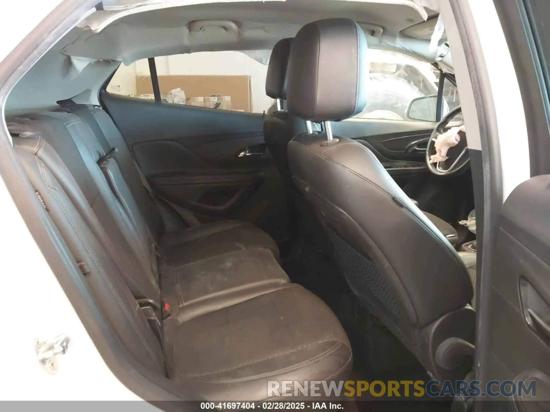 8 Фотография поврежденного автомобиля KL4CJASB4KB780973 BUICK ENCORE 2019
