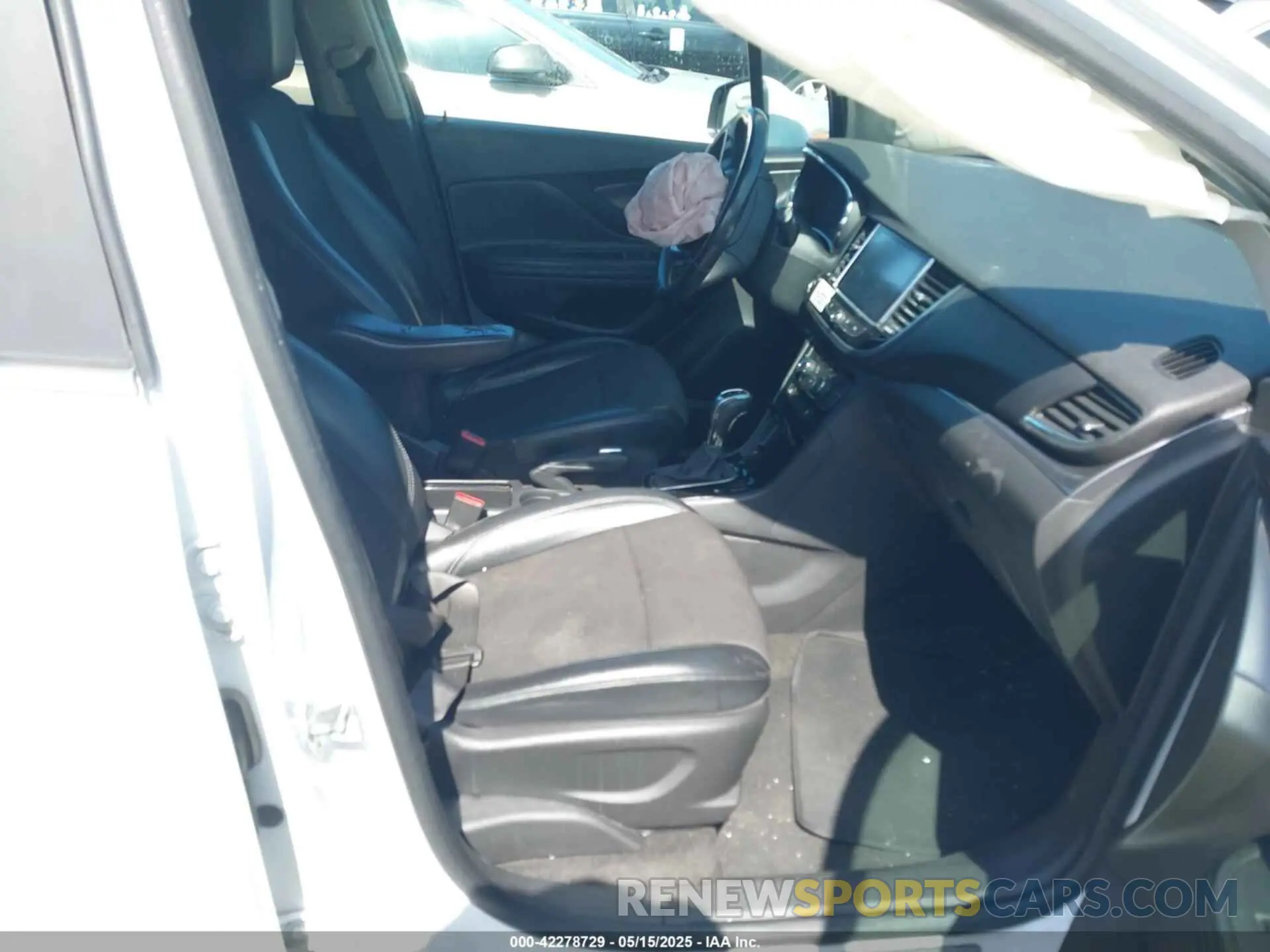 5 Фотография поврежденного автомобиля KL4CJASB4KB825233 BUICK ENCORE 2019