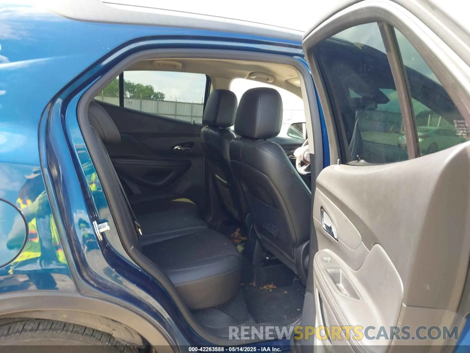 8 Photograph of a damaged car KL4CJASB4KB885206 BUICK ENCORE 2019