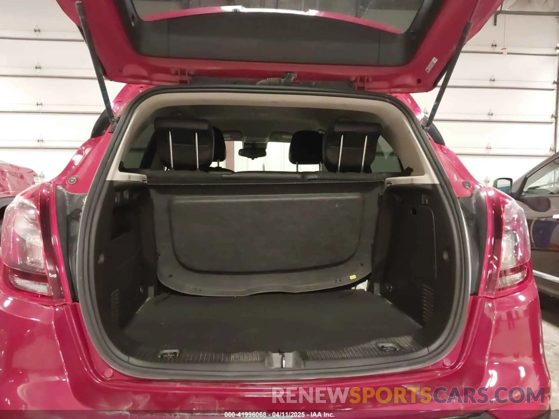 17 Фотография поврежденного автомобиля KL4CJASB5KB790637 BUICK ENCORE 2019