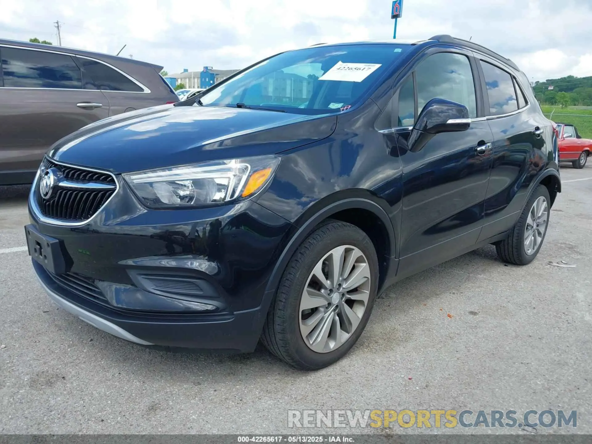 2 Фотография поврежденного автомобиля KL4CJASB5KB842347 BUICK ENCORE 2019