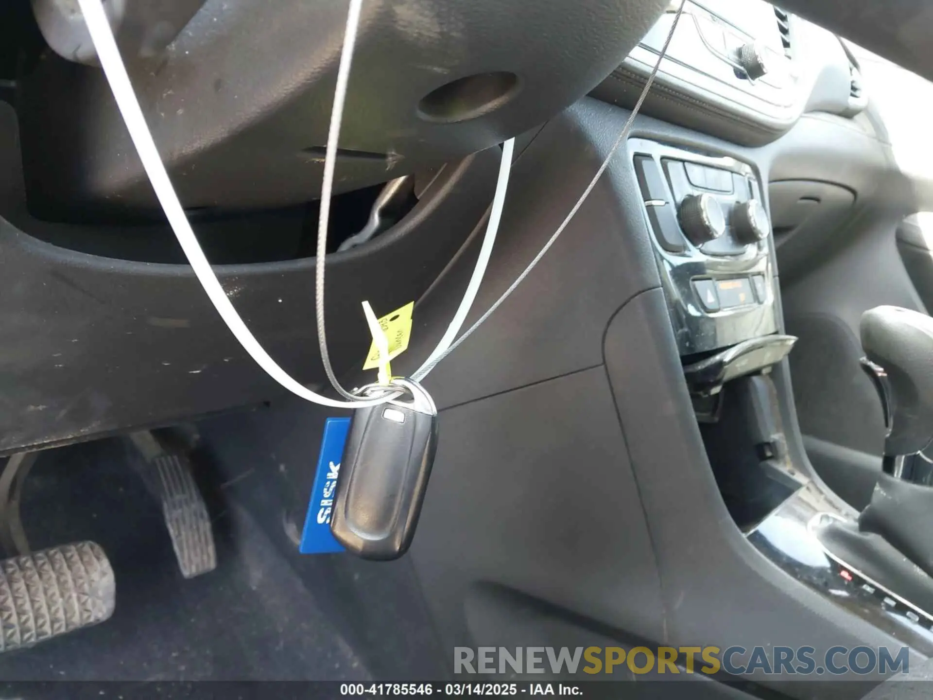 11 Фотография поврежденного автомобиля KL4CJASB6KB728714 BUICK ENCORE 2019