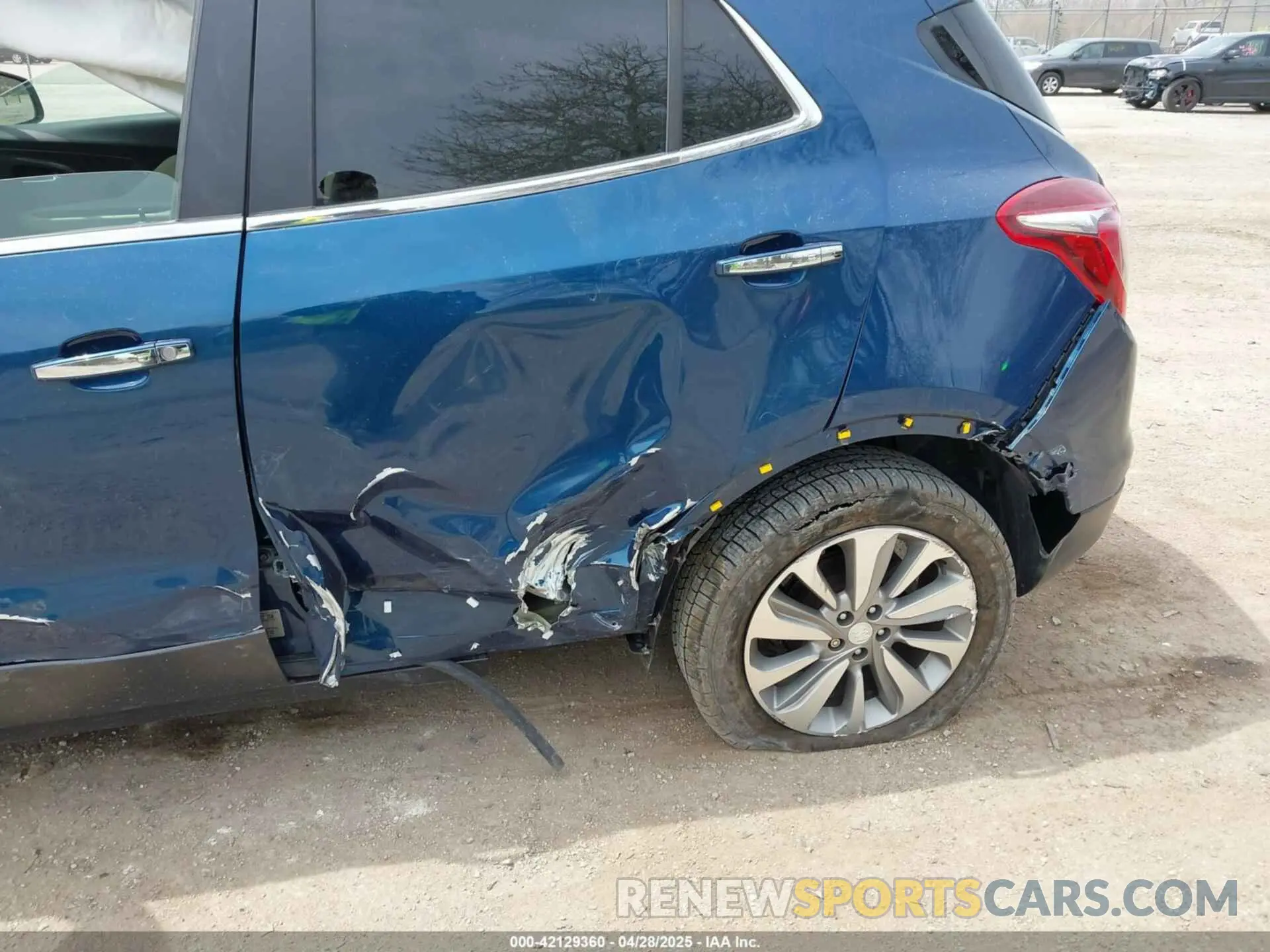 17 Фотография поврежденного автомобиля KL4CJASB6KB761387 BUICK ENCORE 2019