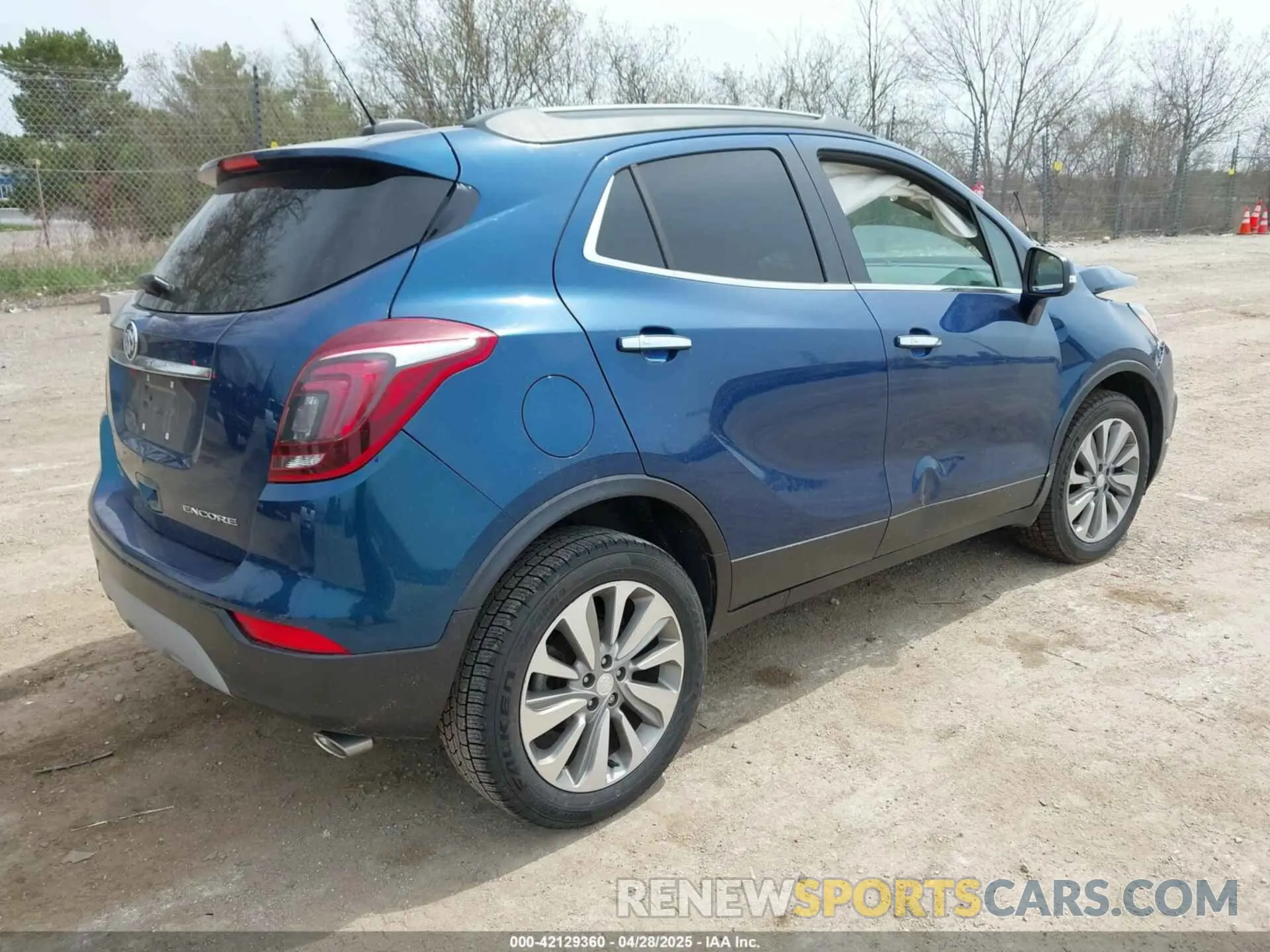 4 Фотография поврежденного автомобиля KL4CJASB6KB761387 BUICK ENCORE 2019