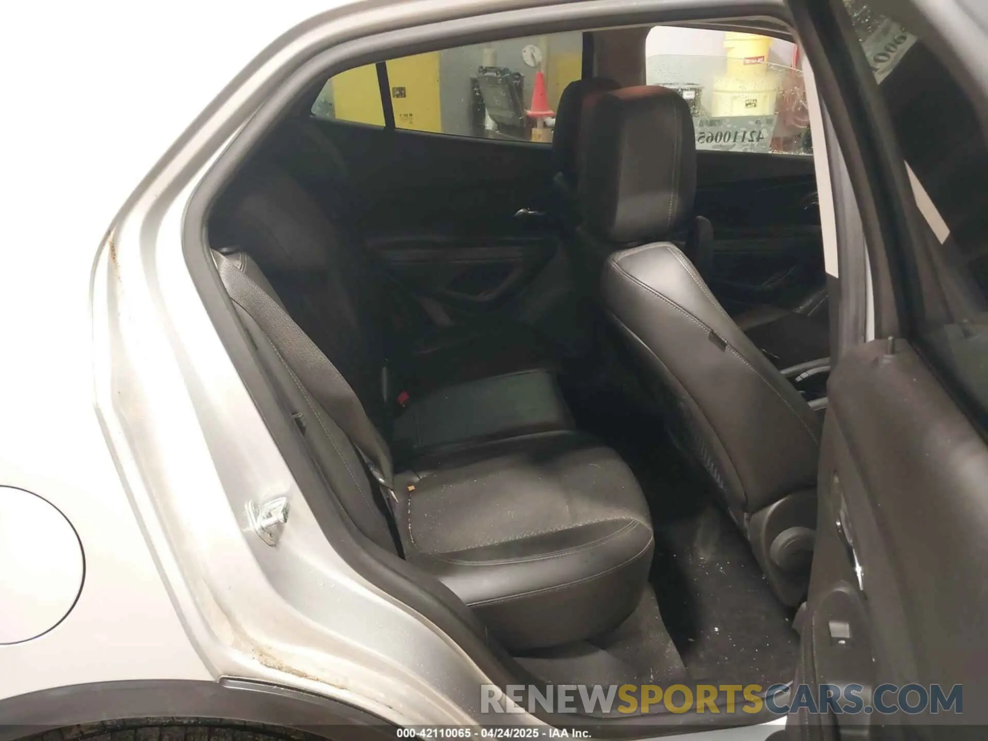 8 Фотография поврежденного автомобиля KL4CJASB6KB801421 BUICK ENCORE 2019