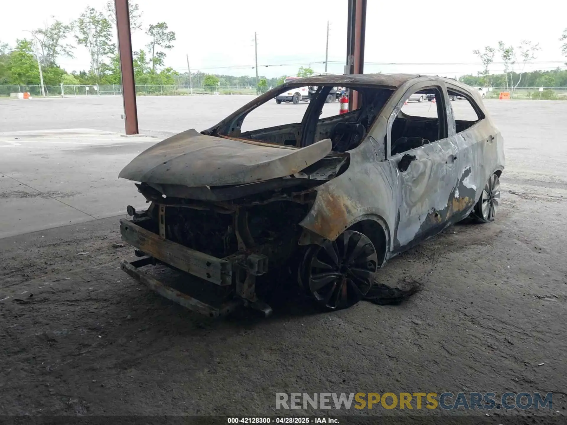 2 Фотография поврежденного автомобиля KL4CJASB6KB837450 BUICK ENCORE 2019