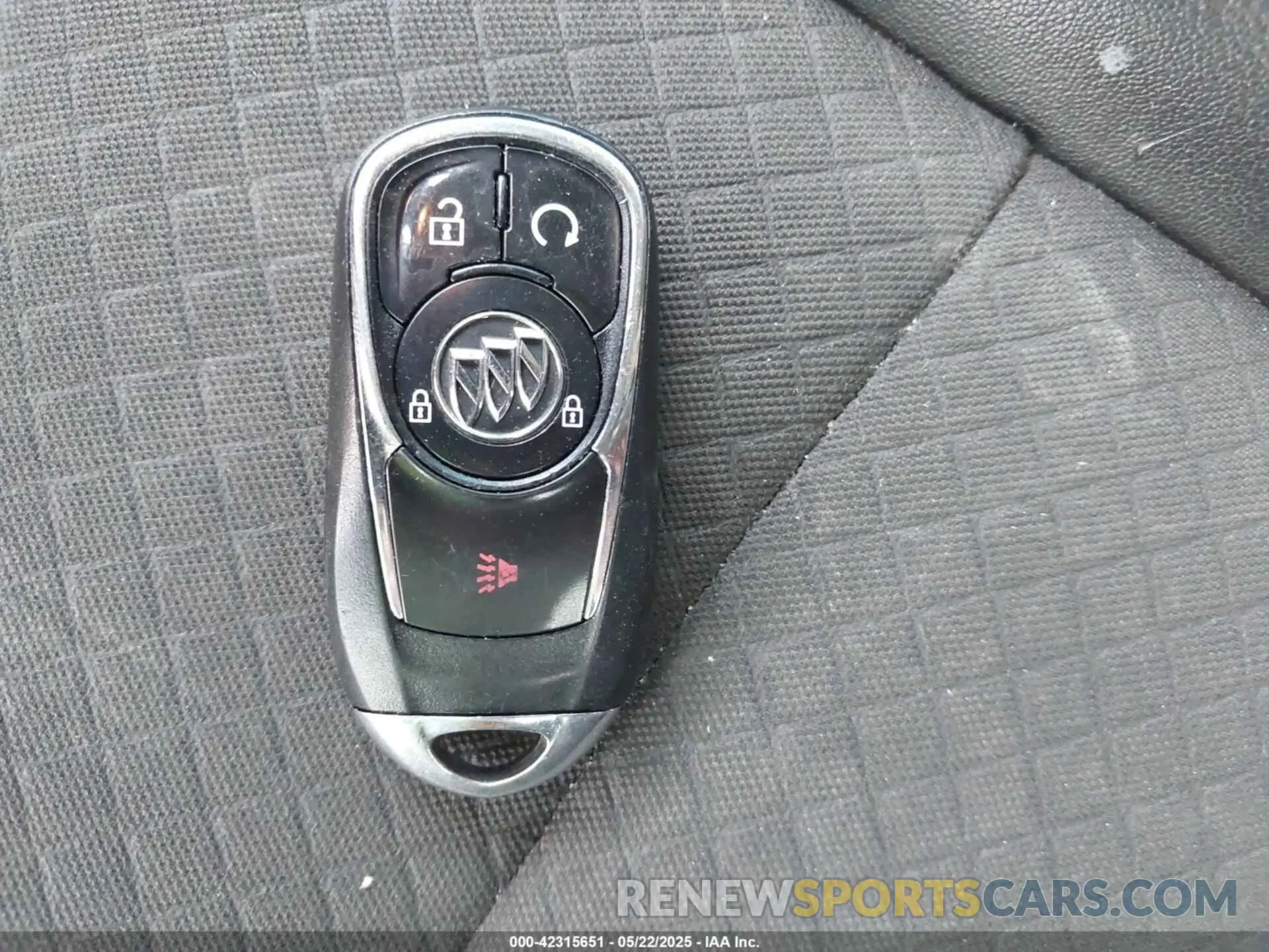 11 Фотография поврежденного автомобиля KL4CJASB7KB705006 BUICK ENCORE 2019