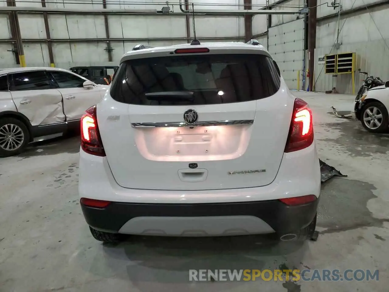 6 Фотография поврежденного автомобиля KL4CJASB7KB814985 BUICK ENCORE 2019