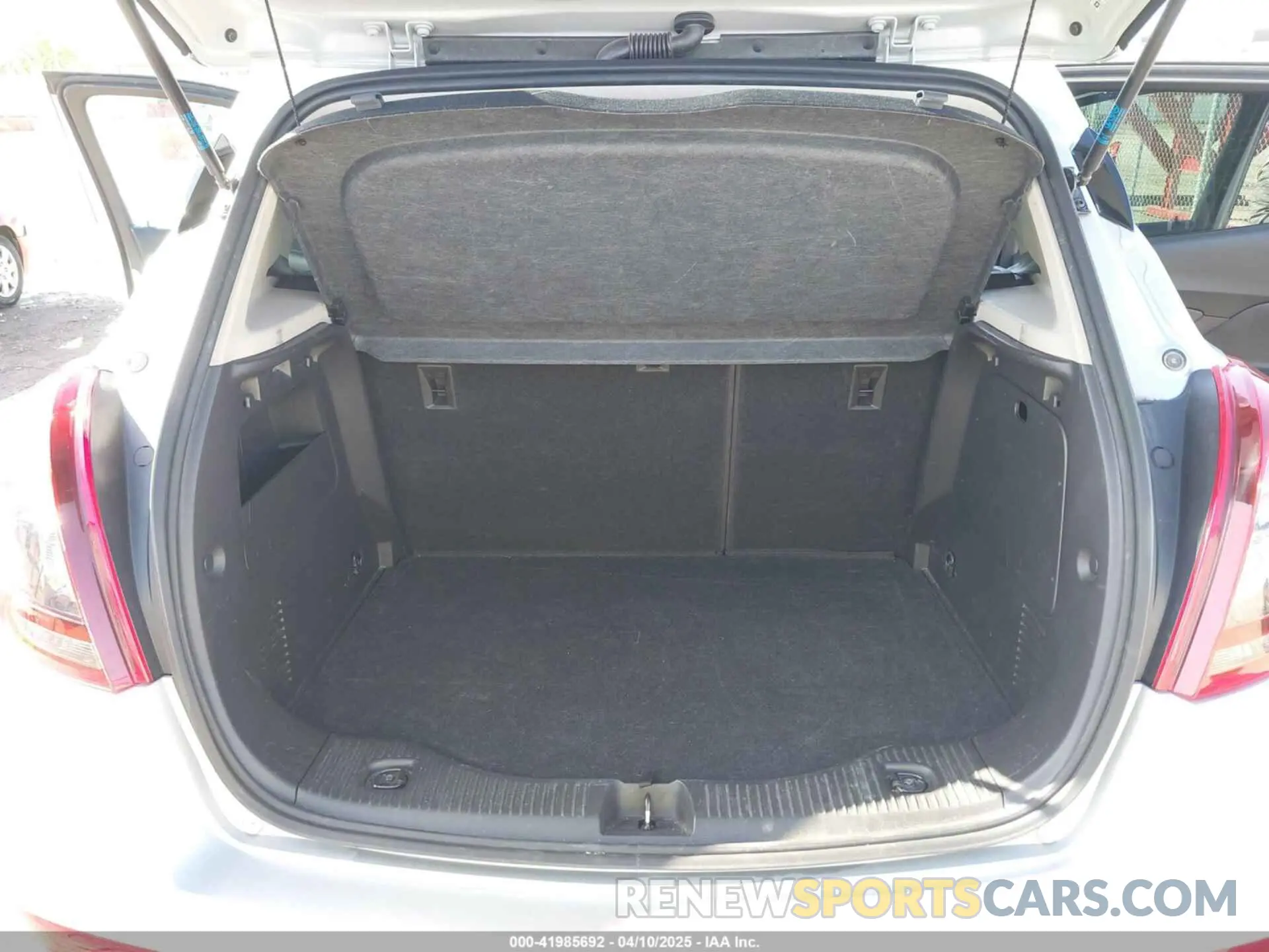 15 Фотография поврежденного автомобиля KL4CJASB7KB863653 BUICK ENCORE 2019