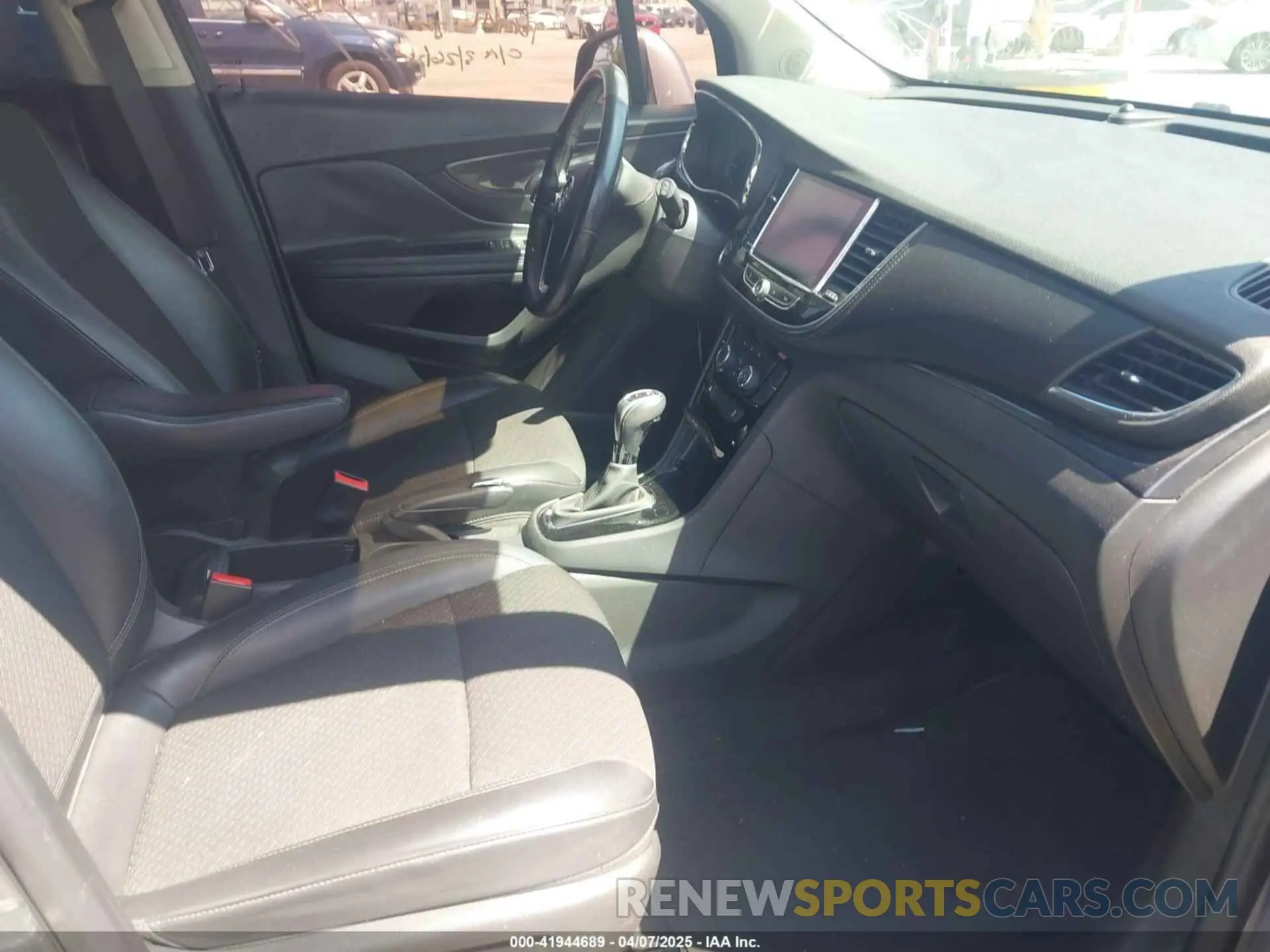5 Photograph of a damaged car KL4CJASB8KB718105 BUICK ENCORE 2019