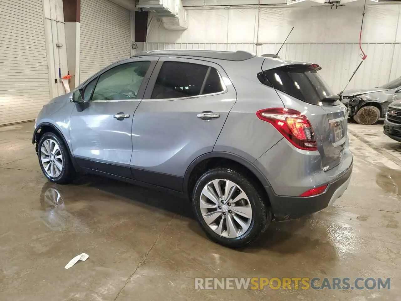 2 Фотография поврежденного автомобиля KL4CJASB8KB736331 BUICK ENCORE 2019