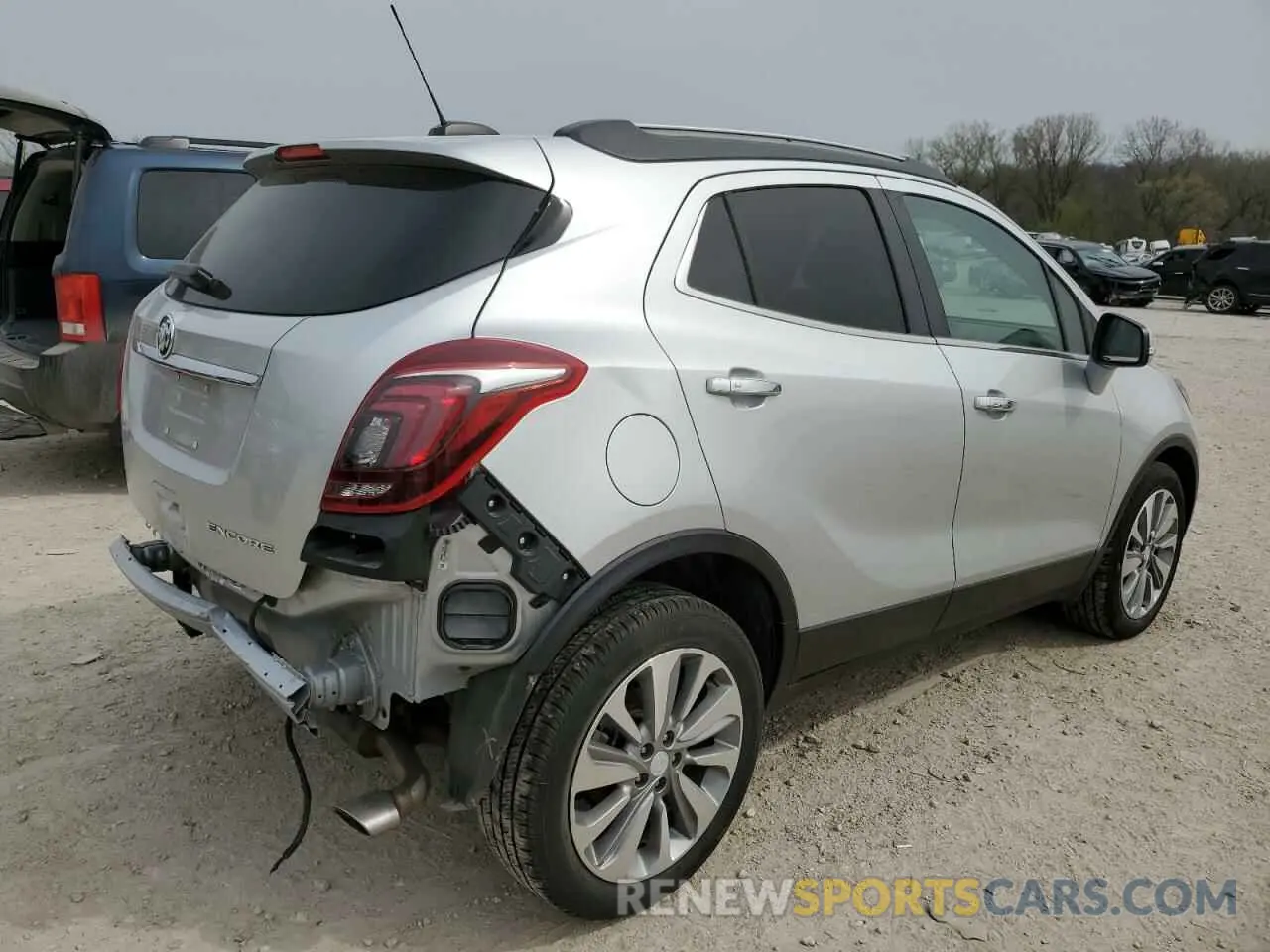 3 Фотография поврежденного автомобиля KL4CJASB8KB859398 BUICK ENCORE 2019
