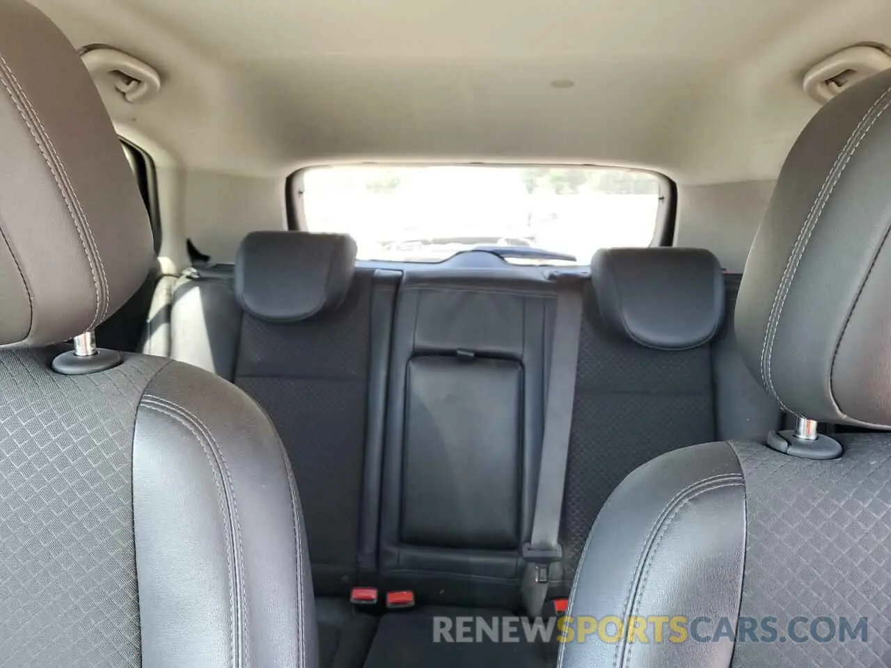 10 Фотография поврежденного автомобиля KL4CJASB8KB921852 BUICK ENCORE 2019