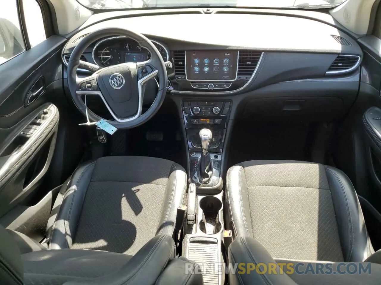 8 Фотография поврежденного автомобиля KL4CJASB8KB921852 BUICK ENCORE 2019