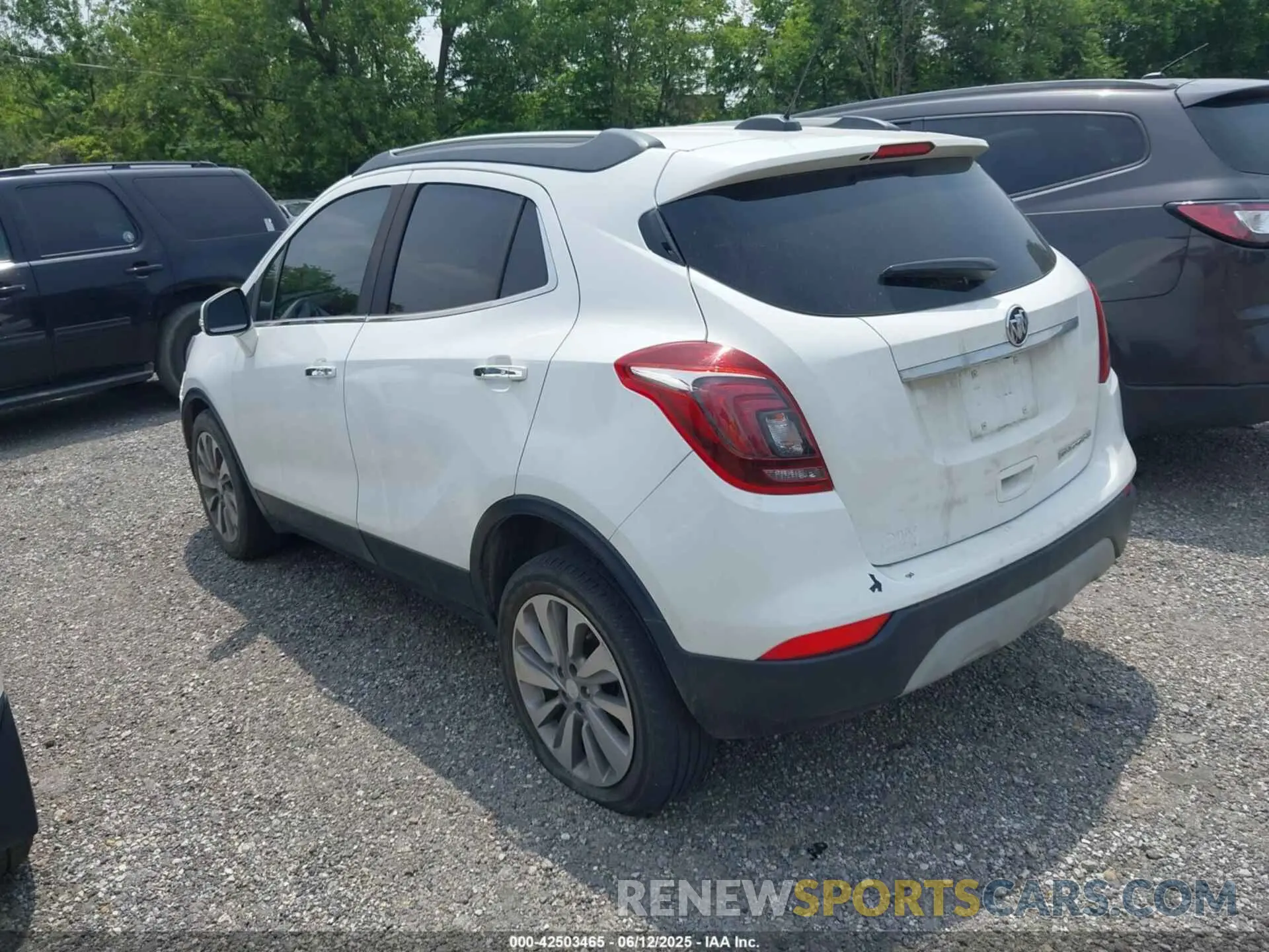 3 Фотография поврежденного автомобиля KL4CJASB9KB856266 BUICK ENCORE 2019