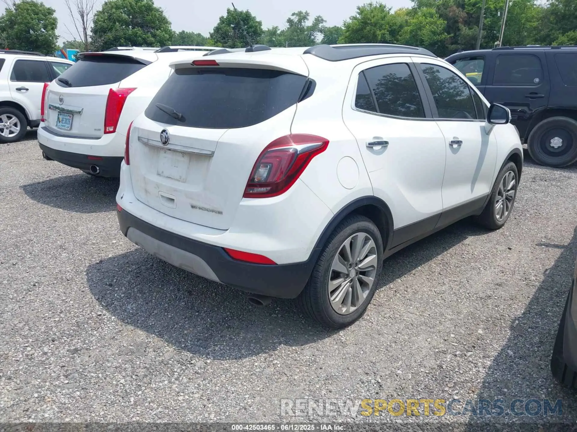 4 Фотография поврежденного автомобиля KL4CJASB9KB856266 BUICK ENCORE 2019