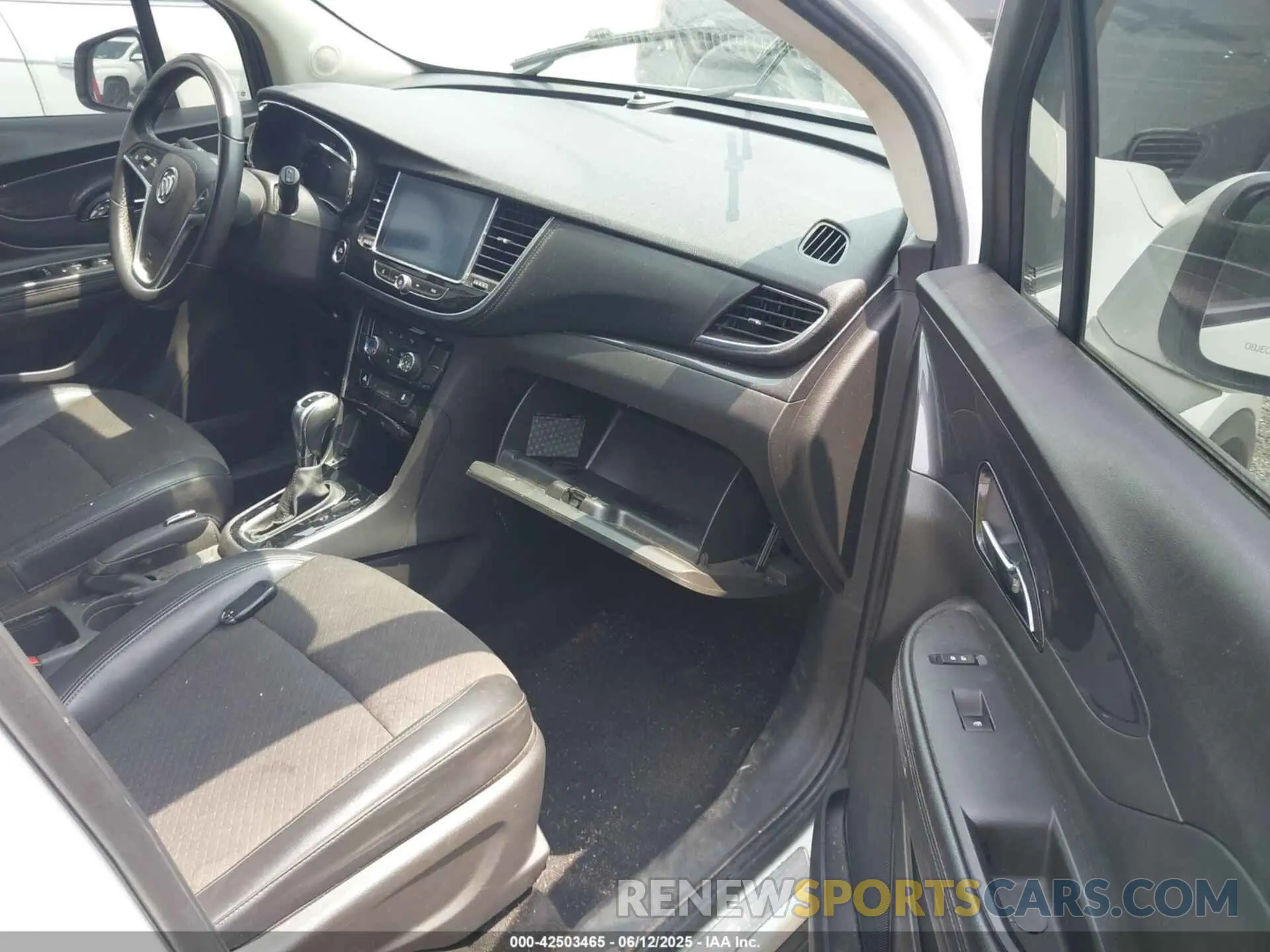 5 Фотография поврежденного автомобиля KL4CJASB9KB856266 BUICK ENCORE 2019