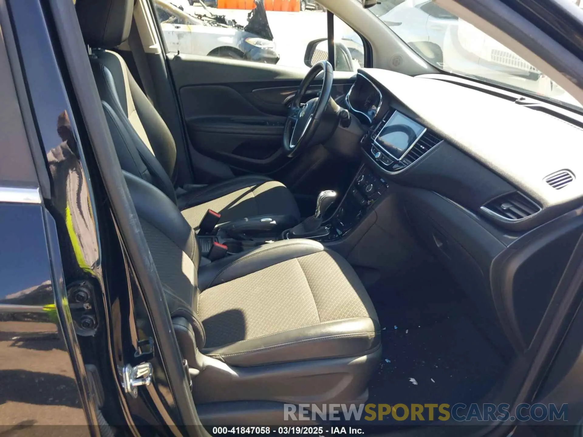 5 Фотография поврежденного автомобиля KL4CJASBXKB711088 BUICK ENCORE 2019