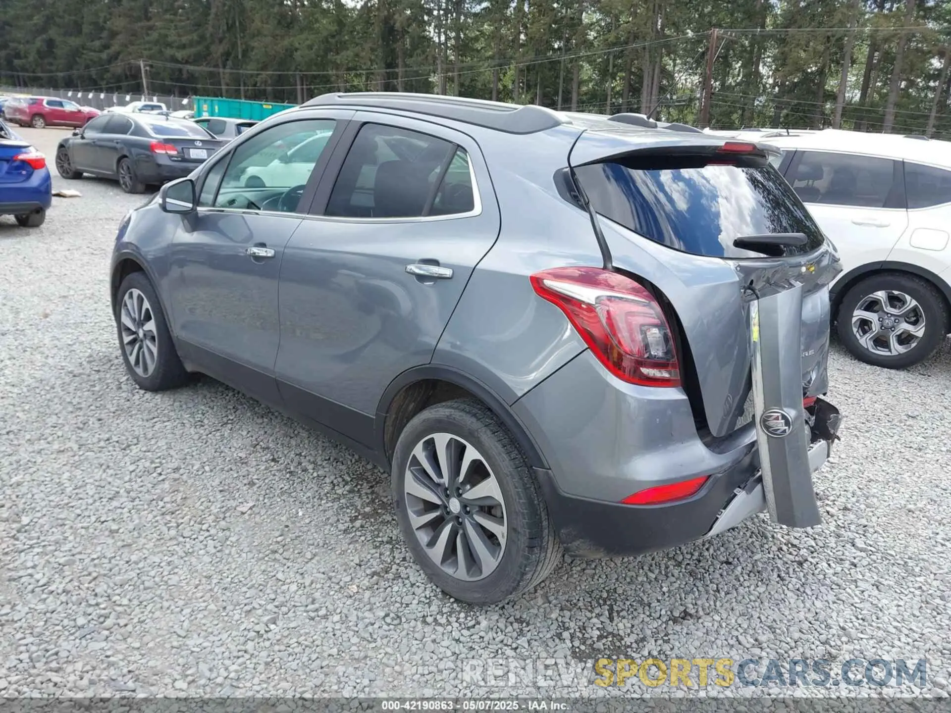 3 Фотография поврежденного автомобиля KL4CJCSM7KB781435 BUICK ENCORE 2019