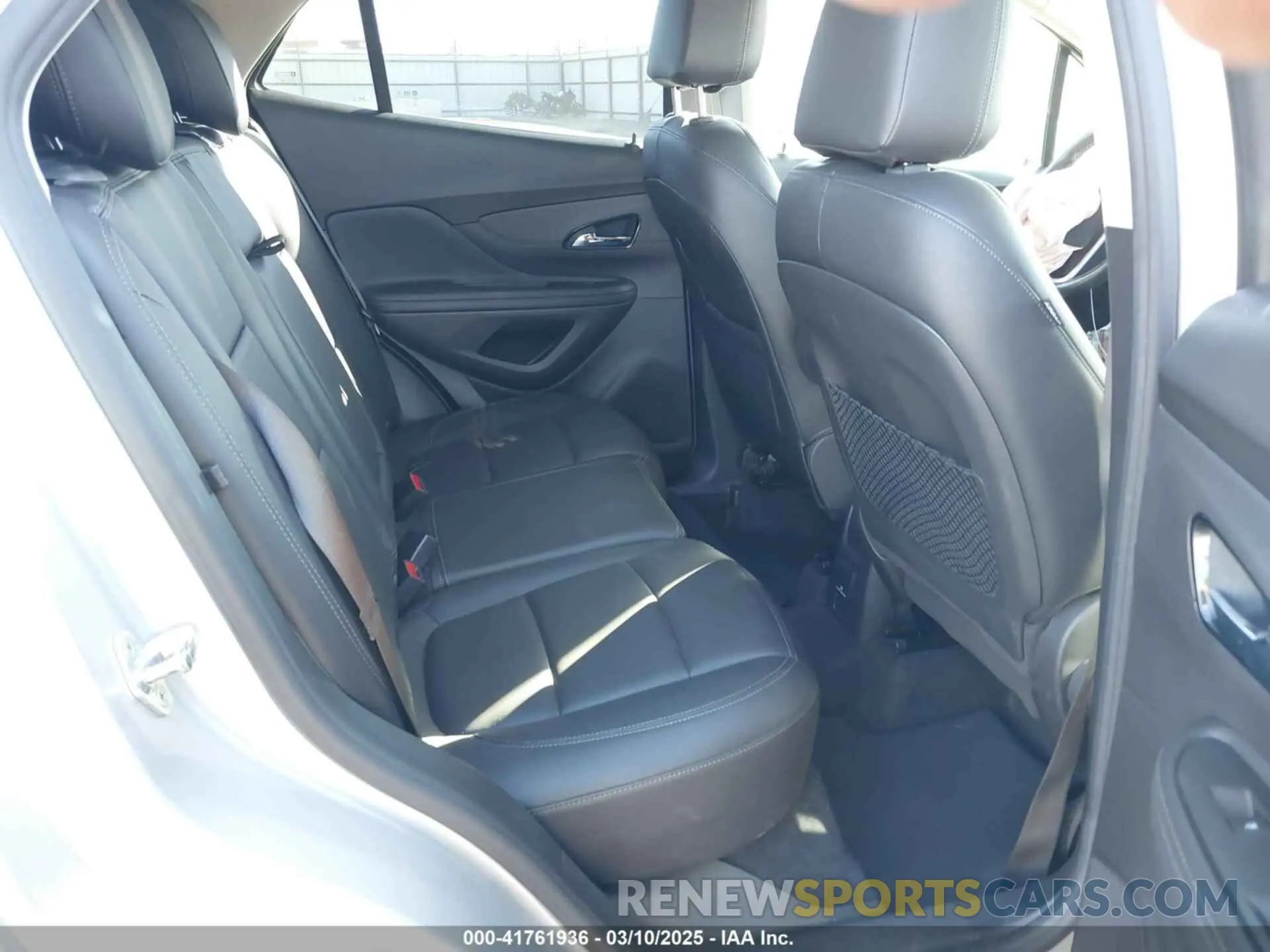 8 Photograph of a damaged car KL4CJCSM8KB941550 BUICK ENCORE 2019