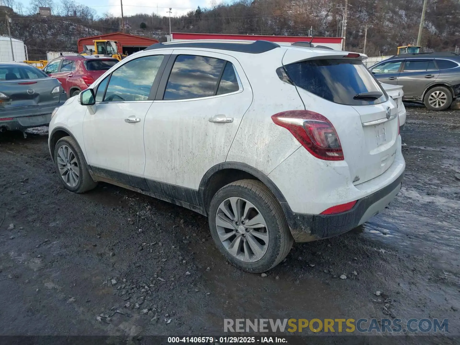 3 Фотография поврежденного автомобиля KL4CJESB2KB743878 BUICK ENCORE 2019