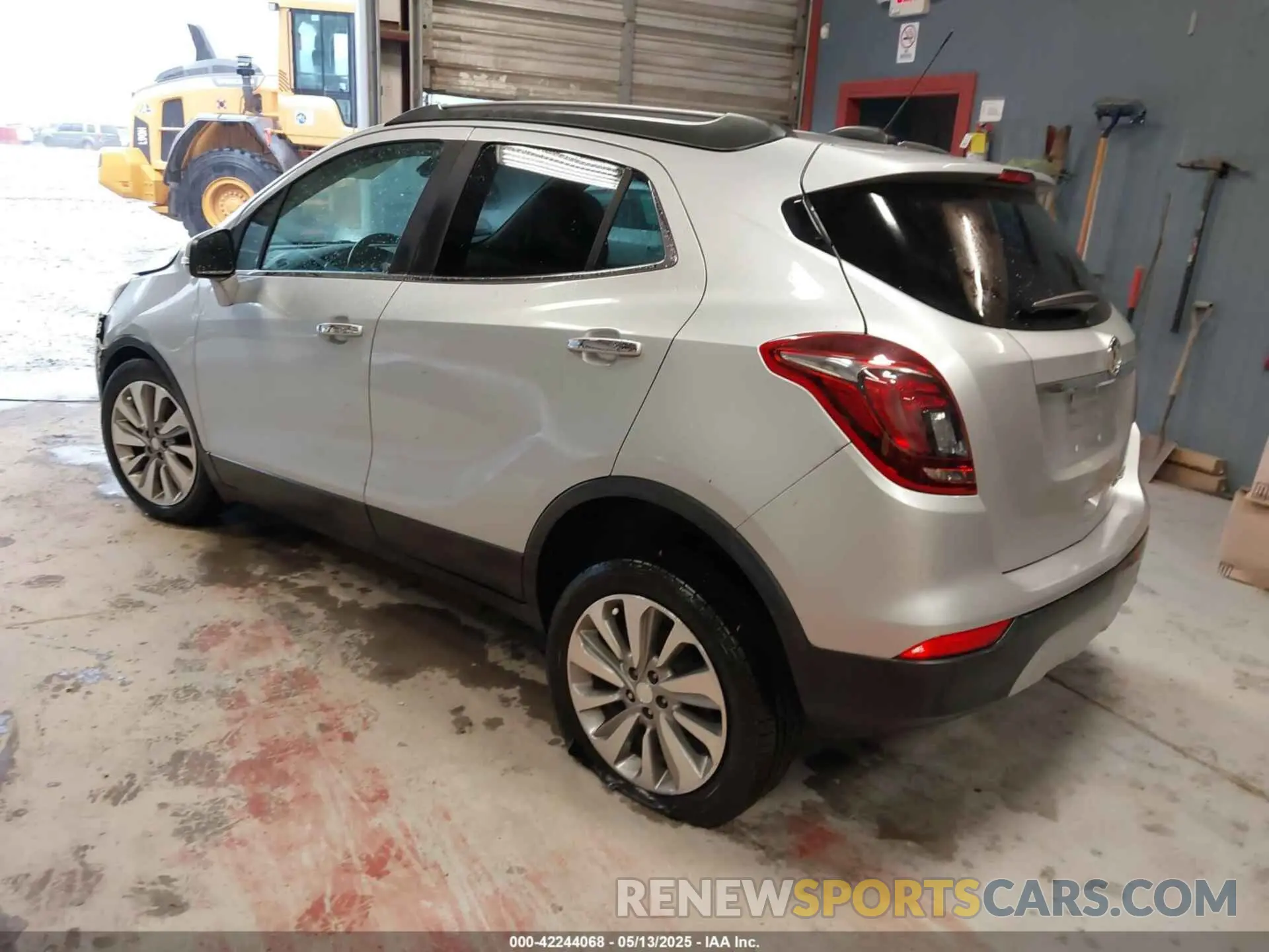 3 Фотография поврежденного автомобиля KL4CJESB3KB828650 BUICK ENCORE 2019