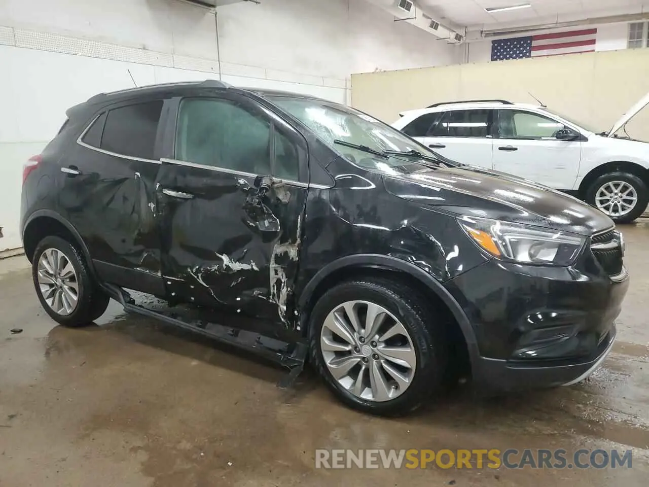 4 Фотография поврежденного автомобиля KL4CJESB5KB707764 BUICK ENCORE 2019