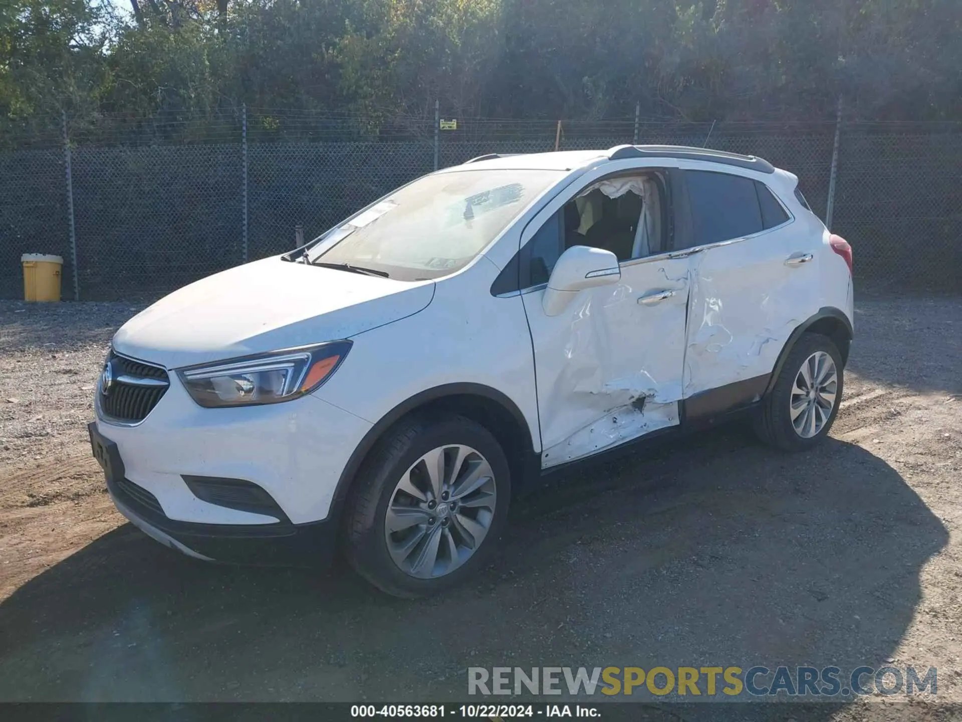 2 Фотография поврежденного автомобиля KL4CJESB7KB715638 BUICK ENCORE 2019