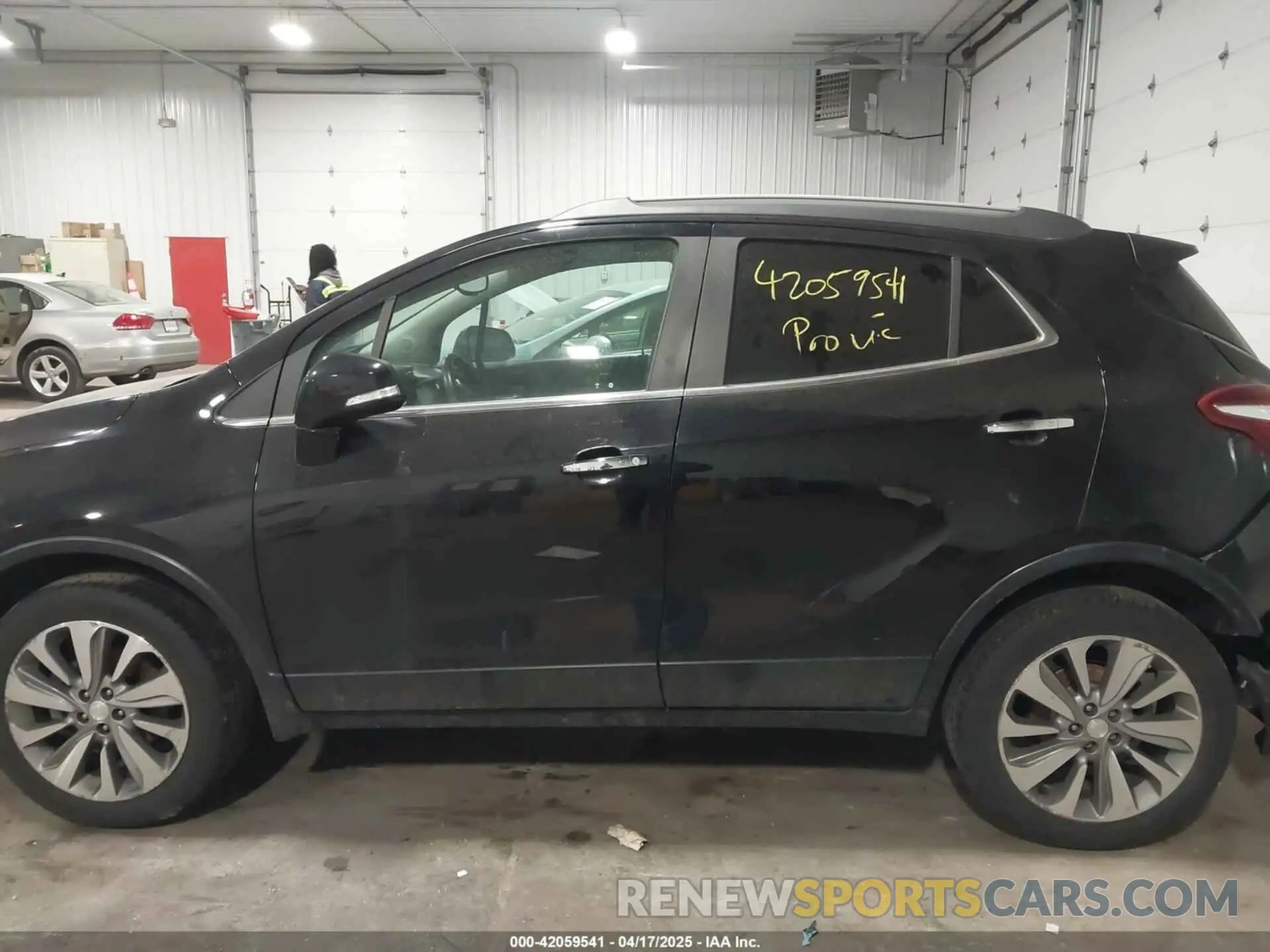 13 Фотография поврежденного автомобиля KL4CJESB9KB721571 BUICK ENCORE 2019