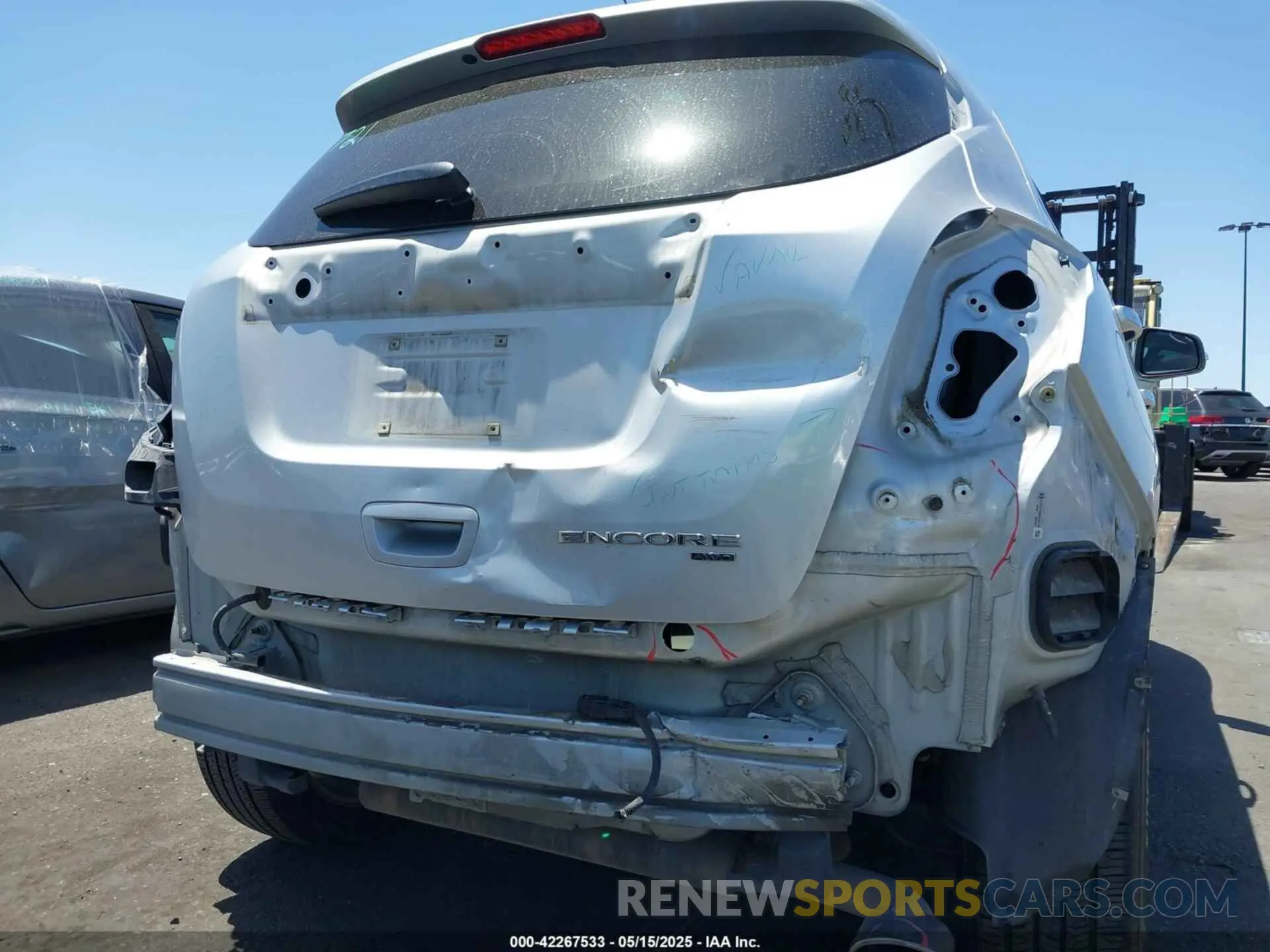 6 Фотография поврежденного автомобиля KL4CJGSM2KB790132 BUICK ENCORE 2019