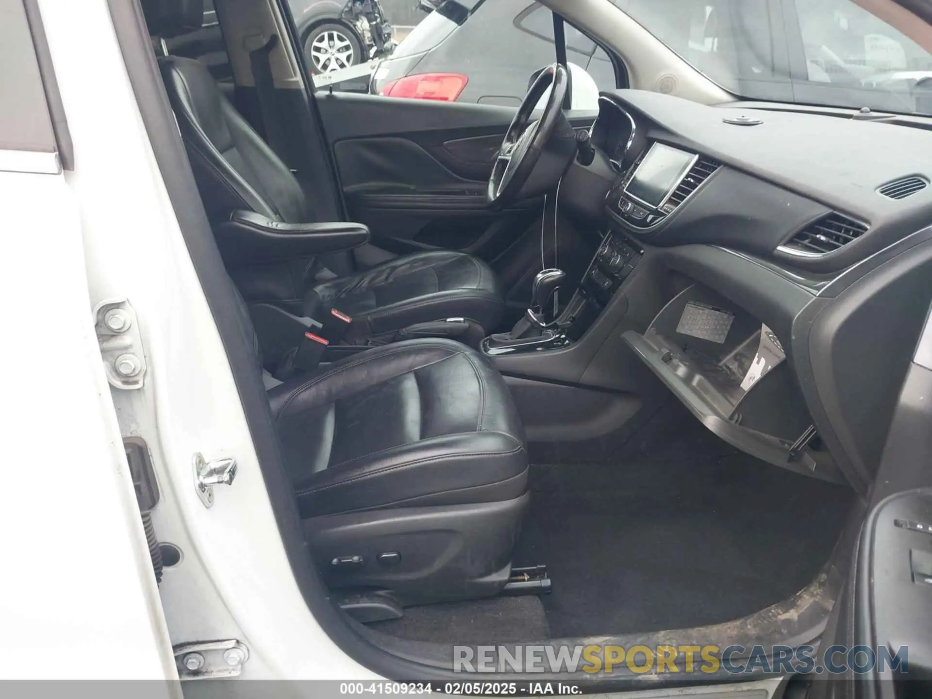5 Фотография поврежденного автомобиля KL4CJGSM3KB766809 BUICK ENCORE 2019