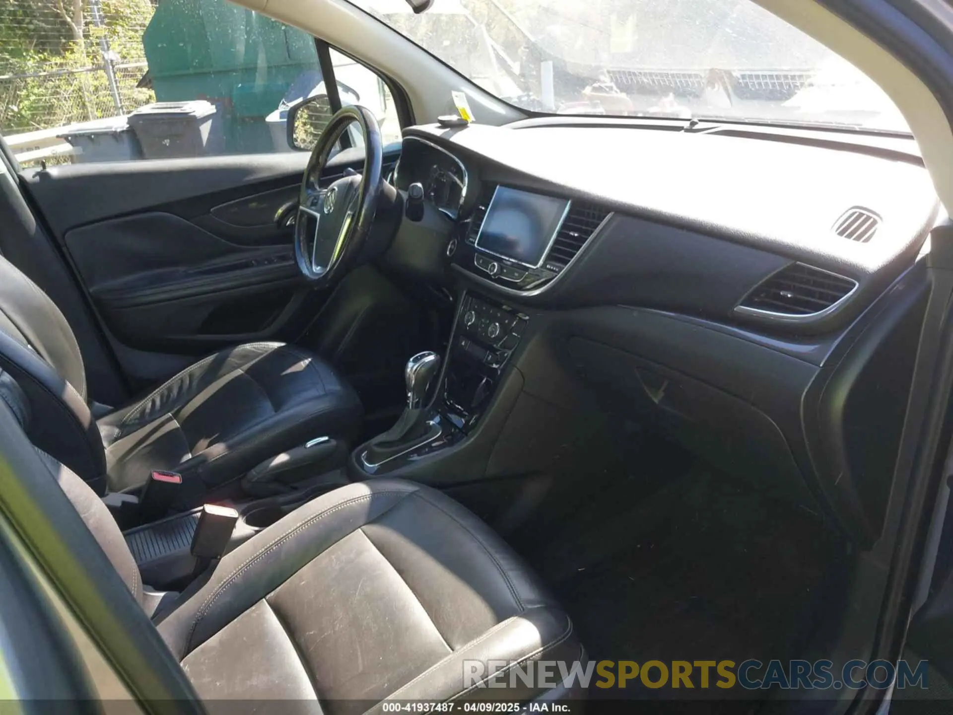 5 Фотография поврежденного автомобиля KL4CJGSM5KB869925 BUICK ENCORE 2019
