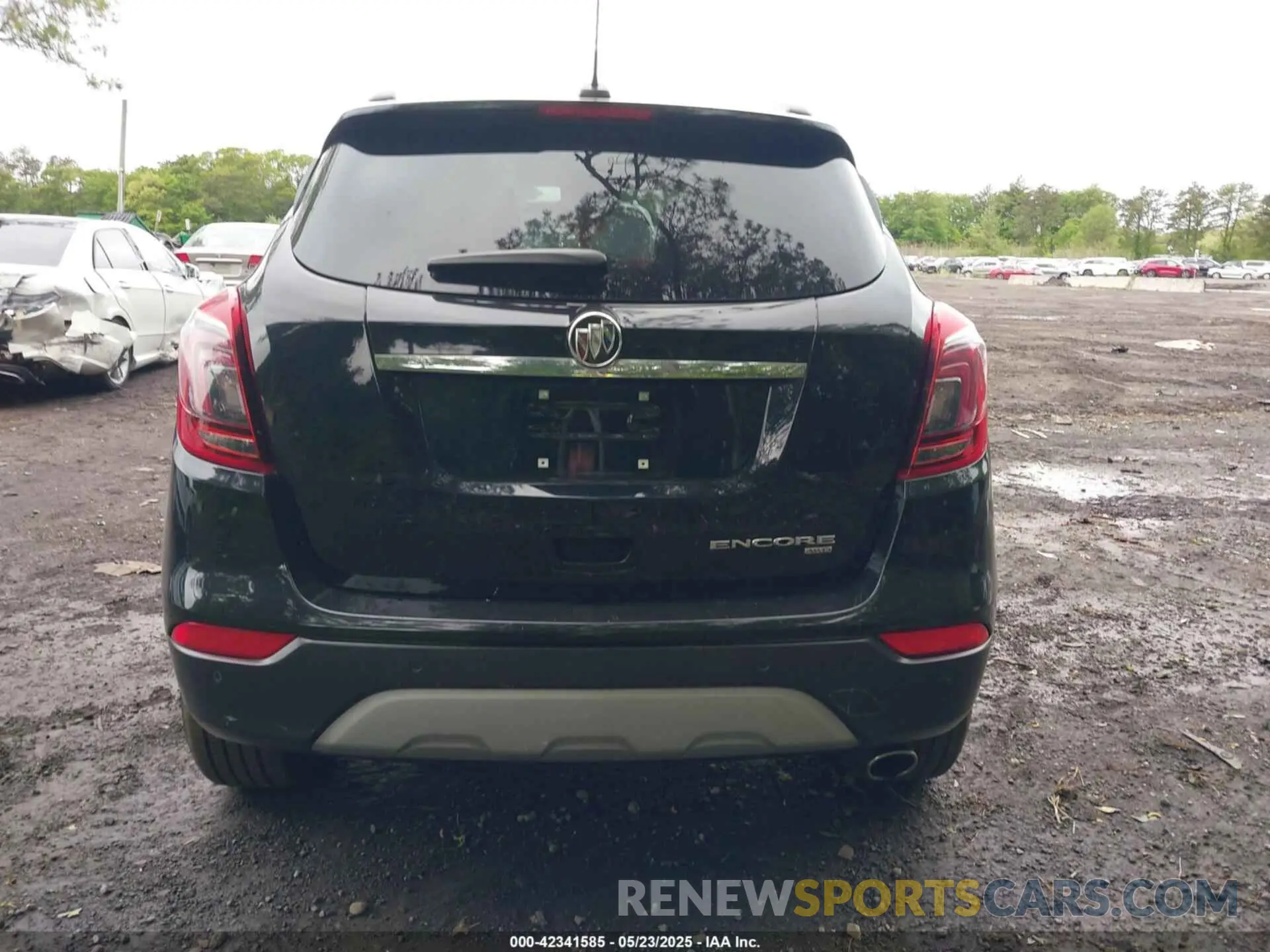 17 Фотография поврежденного автомобиля KL4CJGSM6KB747574 BUICK ENCORE 2019