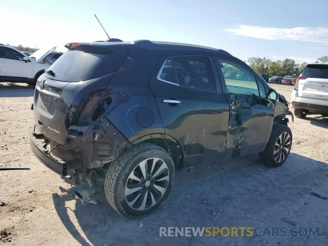 3 Фотография поврежденного автомобиля KL4CJGSM8KB891529 BUICK ENCORE 2019