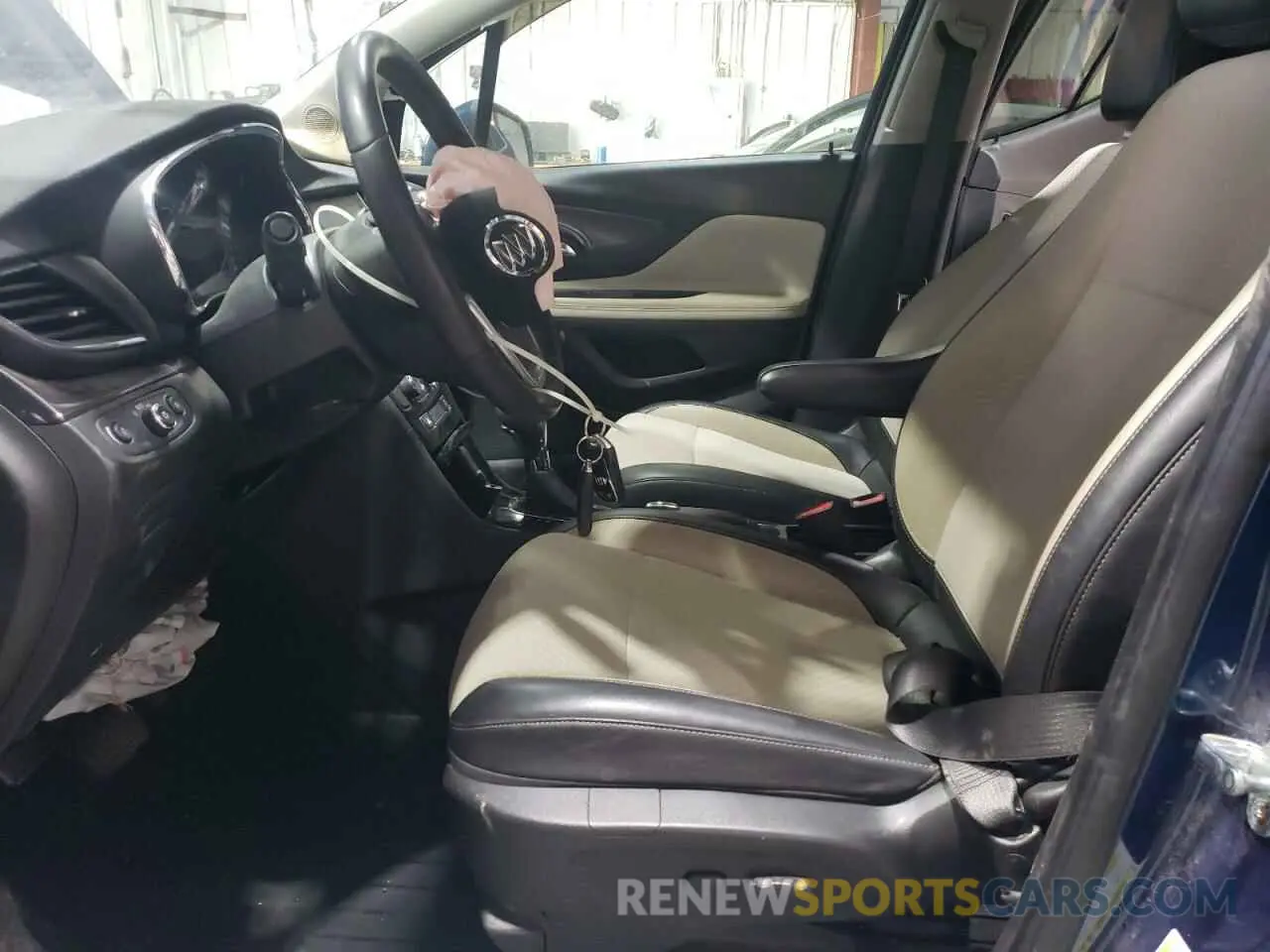 7 Фотография поврежденного автомобиля KL4CJ2SB8LB043976 BUICK ENCORE 2020