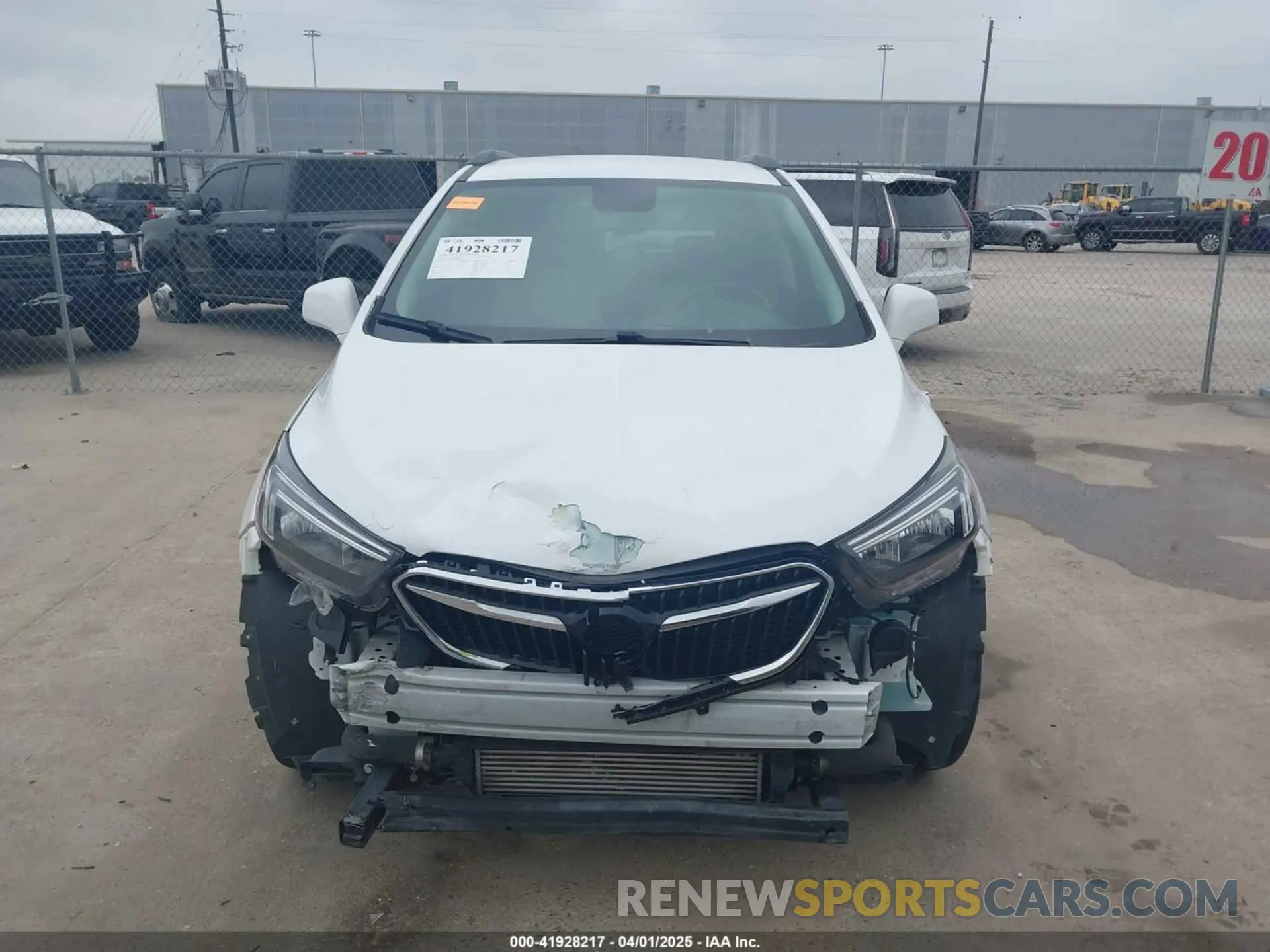 13 Фотография поврежденного автомобиля KL4CJASB2LB000499 BUICK ENCORE 2020