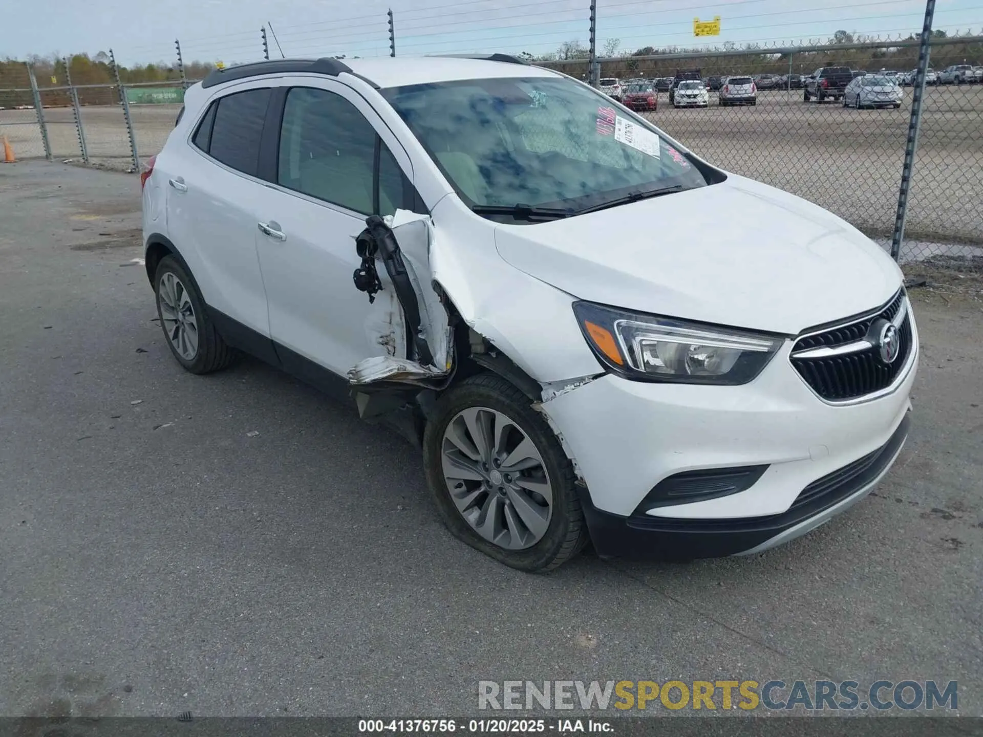 1 Фотография поврежденного автомобиля KL4CJASB2LB051694 BUICK ENCORE 2020