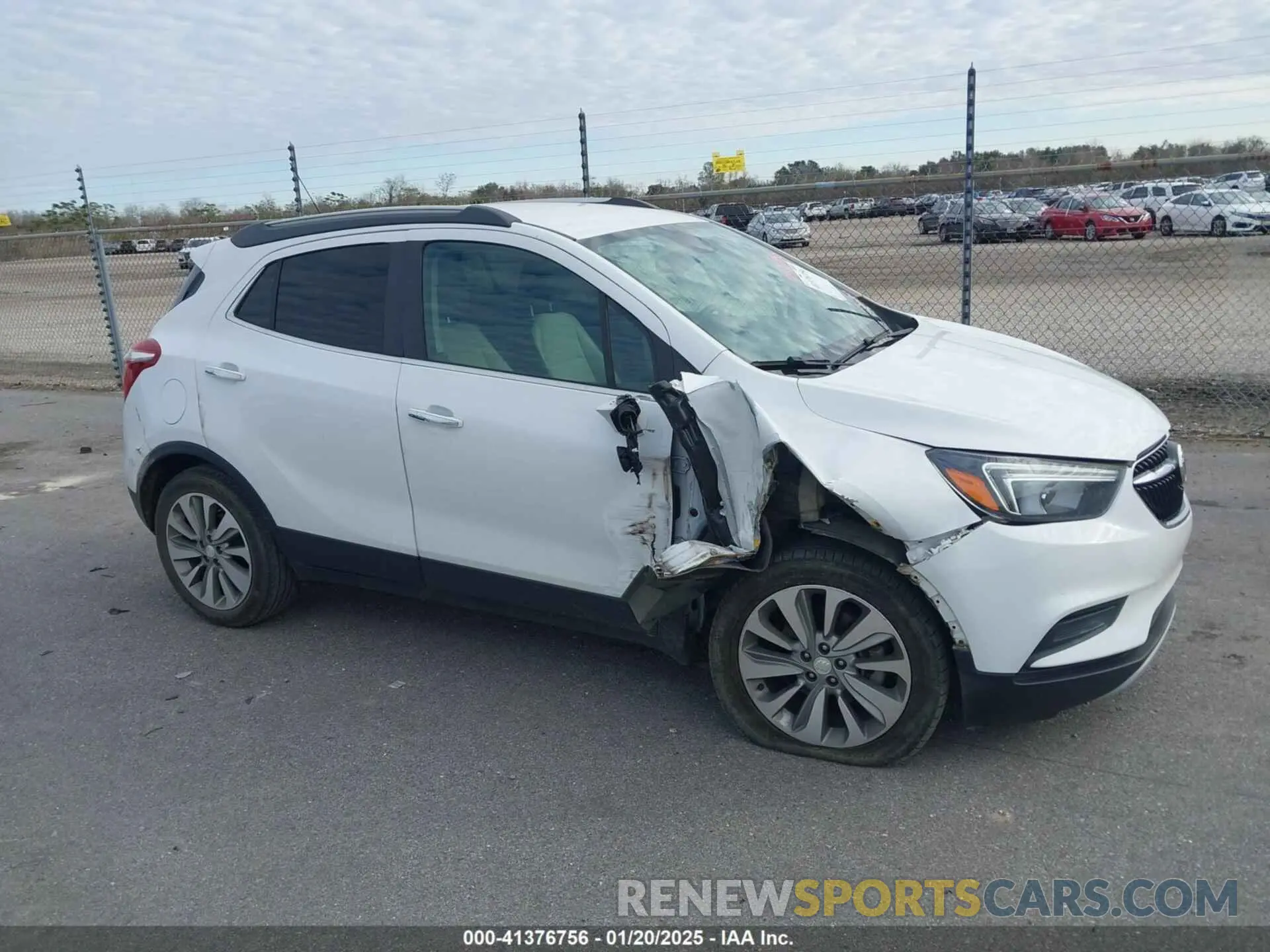 13 Фотография поврежденного автомобиля KL4CJASB2LB051694 BUICK ENCORE 2020
