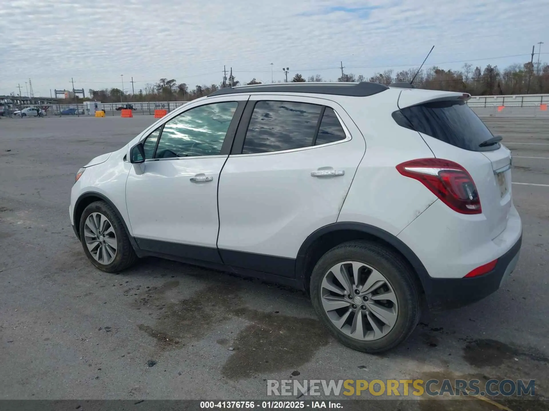14 Фотография поврежденного автомобиля KL4CJASB2LB051694 BUICK ENCORE 2020
