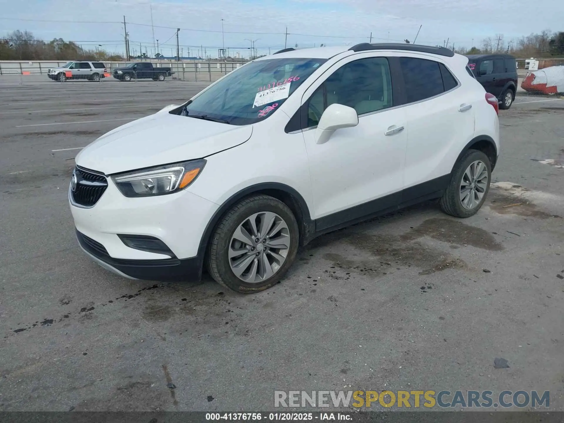 2 Фотография поврежденного автомобиля KL4CJASB2LB051694 BUICK ENCORE 2020
