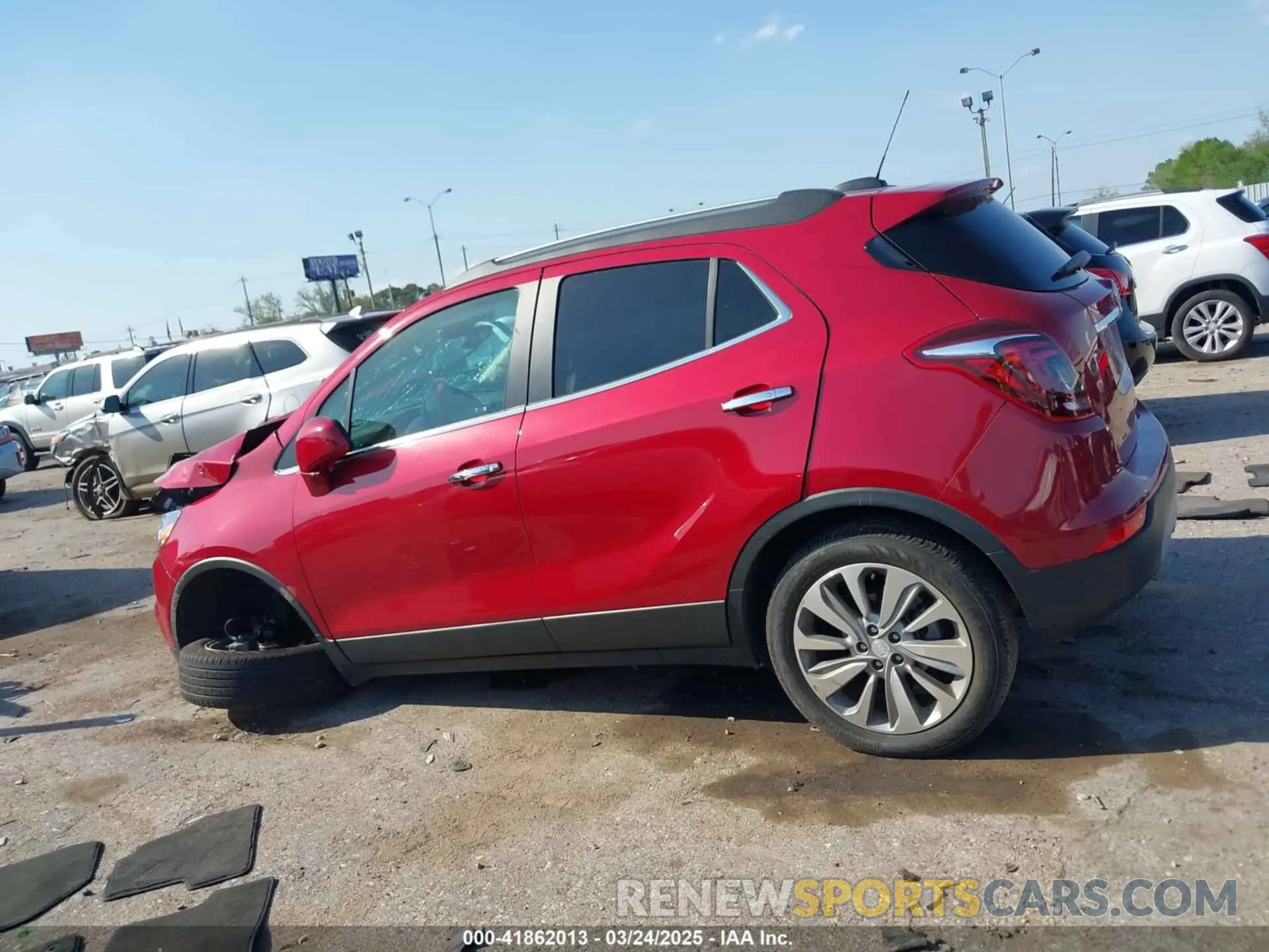 13 Фотография поврежденного автомобиля KL4CJASB2LB067068 BUICK ENCORE 2020