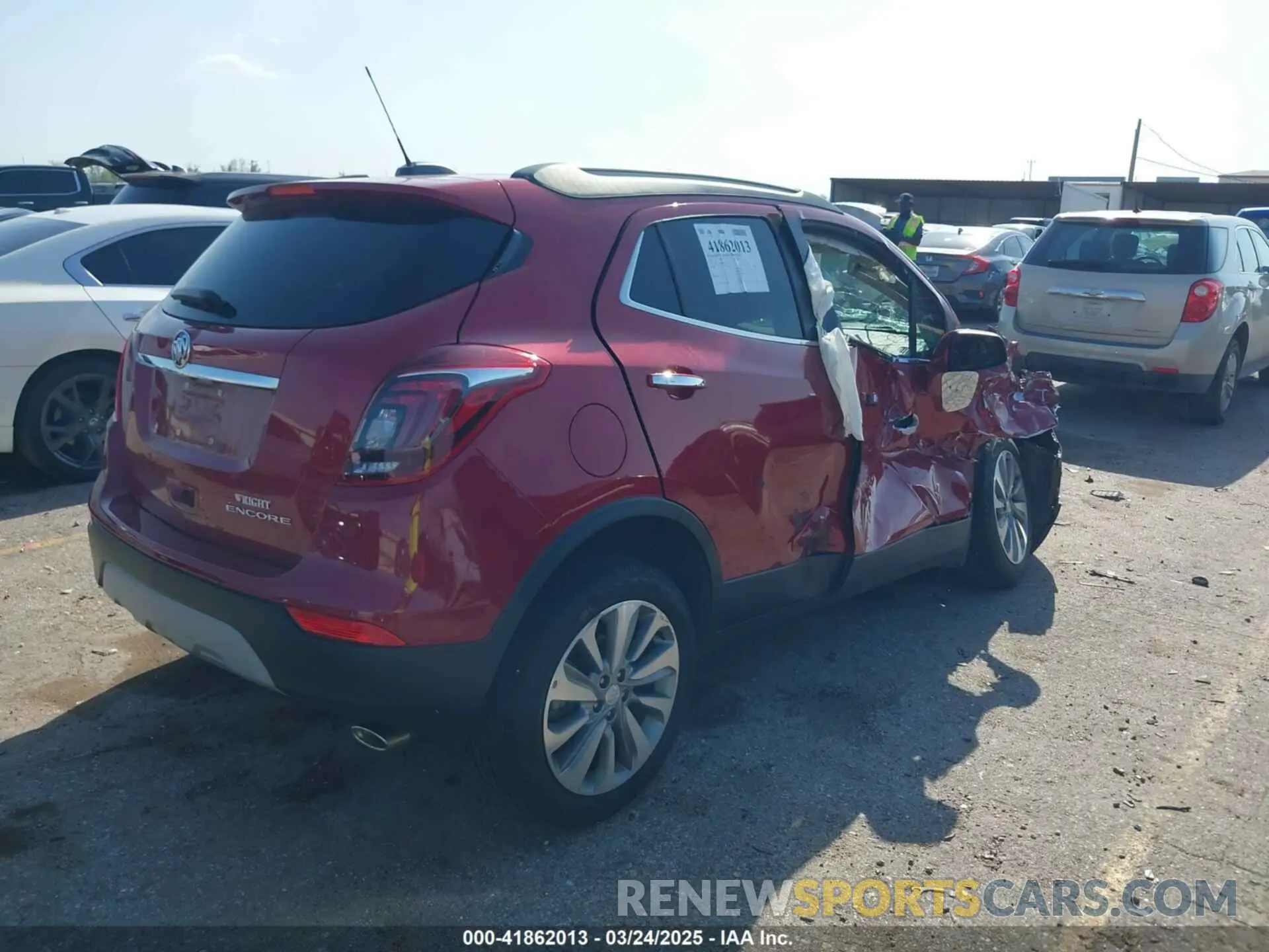 4 Фотография поврежденного автомобиля KL4CJASB2LB067068 BUICK ENCORE 2020