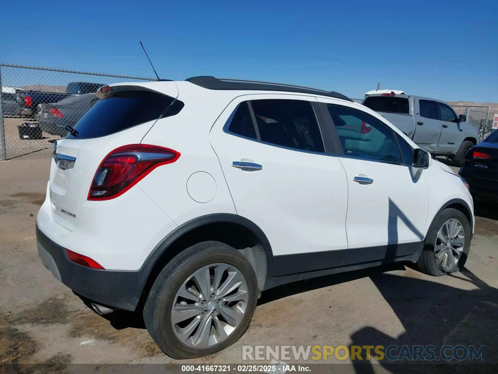 13 Фотография поврежденного автомобиля KL4CJASB3LB028117 BUICK ENCORE 2020